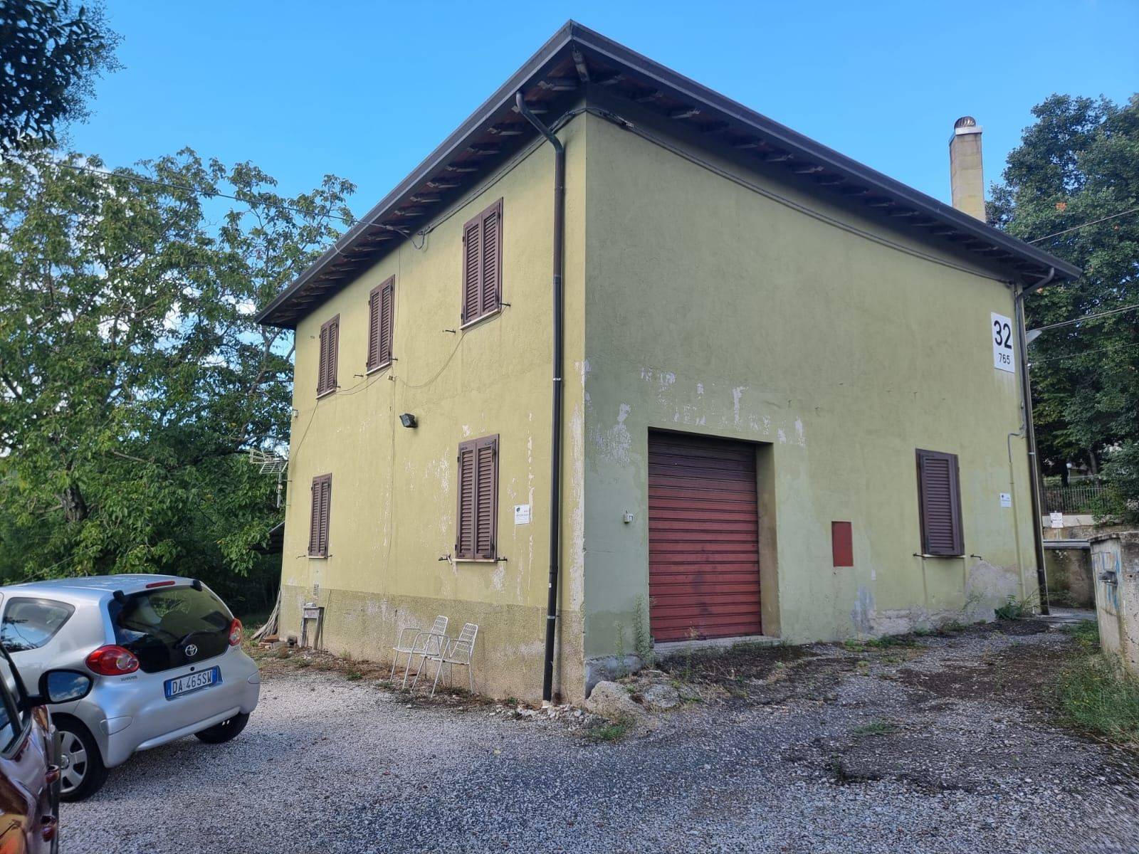 Casa singola in vendita a Perugia, Montebello