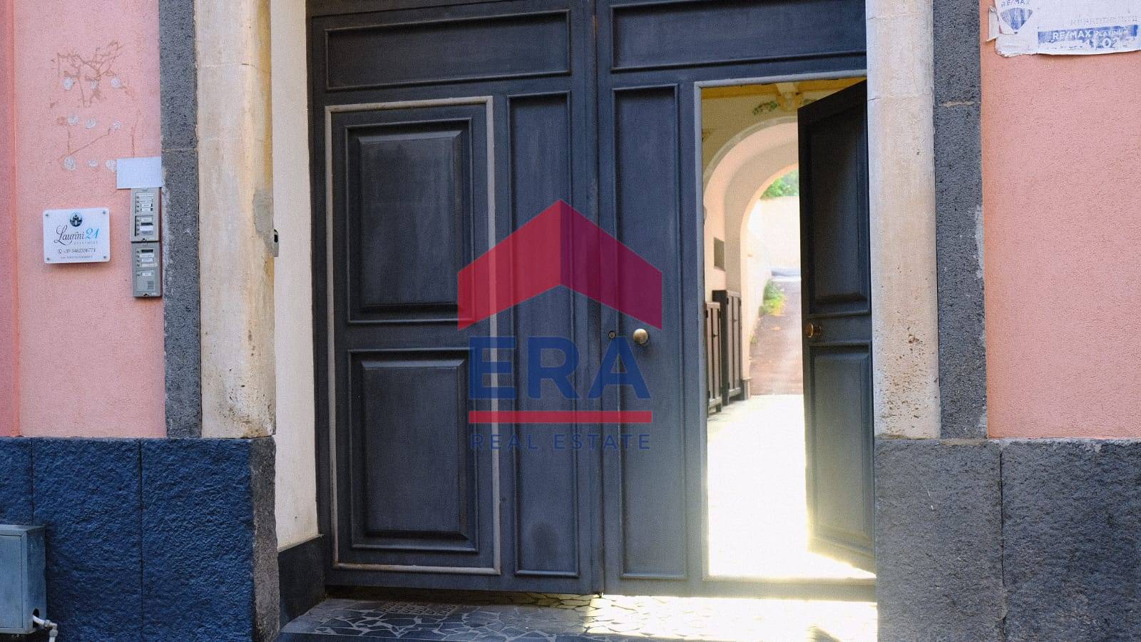 Appartamento in vendita a Catania, Centro Storico