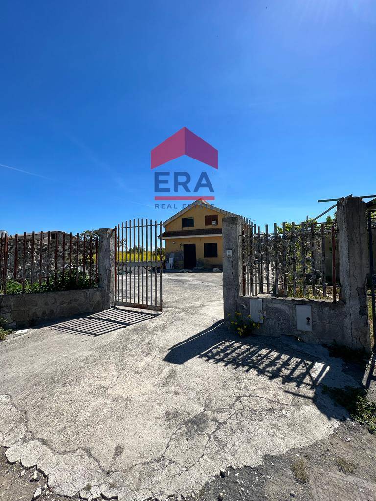 Villa singola in vendita a Catania, Vaccarizzo