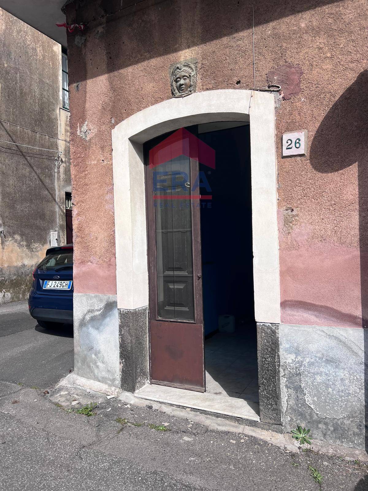 Commerciale Altro in vendita a Trecastagni