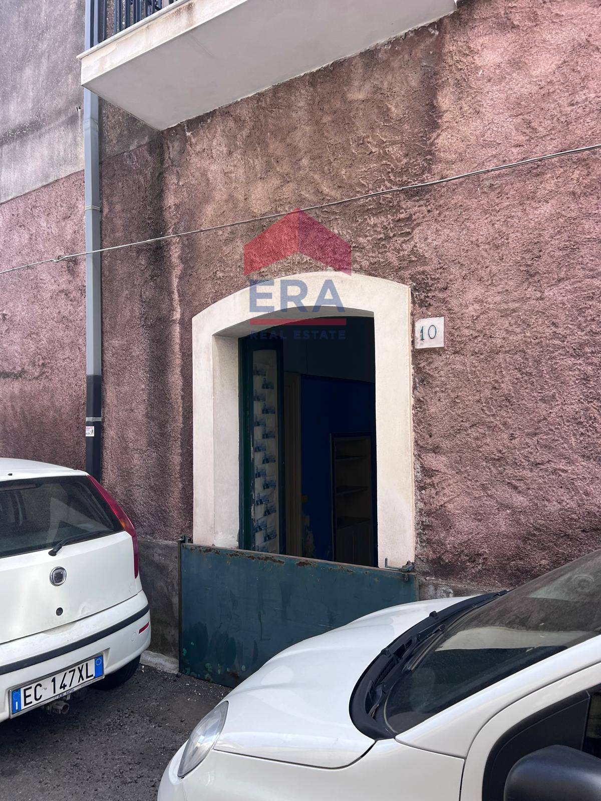 Commerciale Altro in vendita a Trecastagni