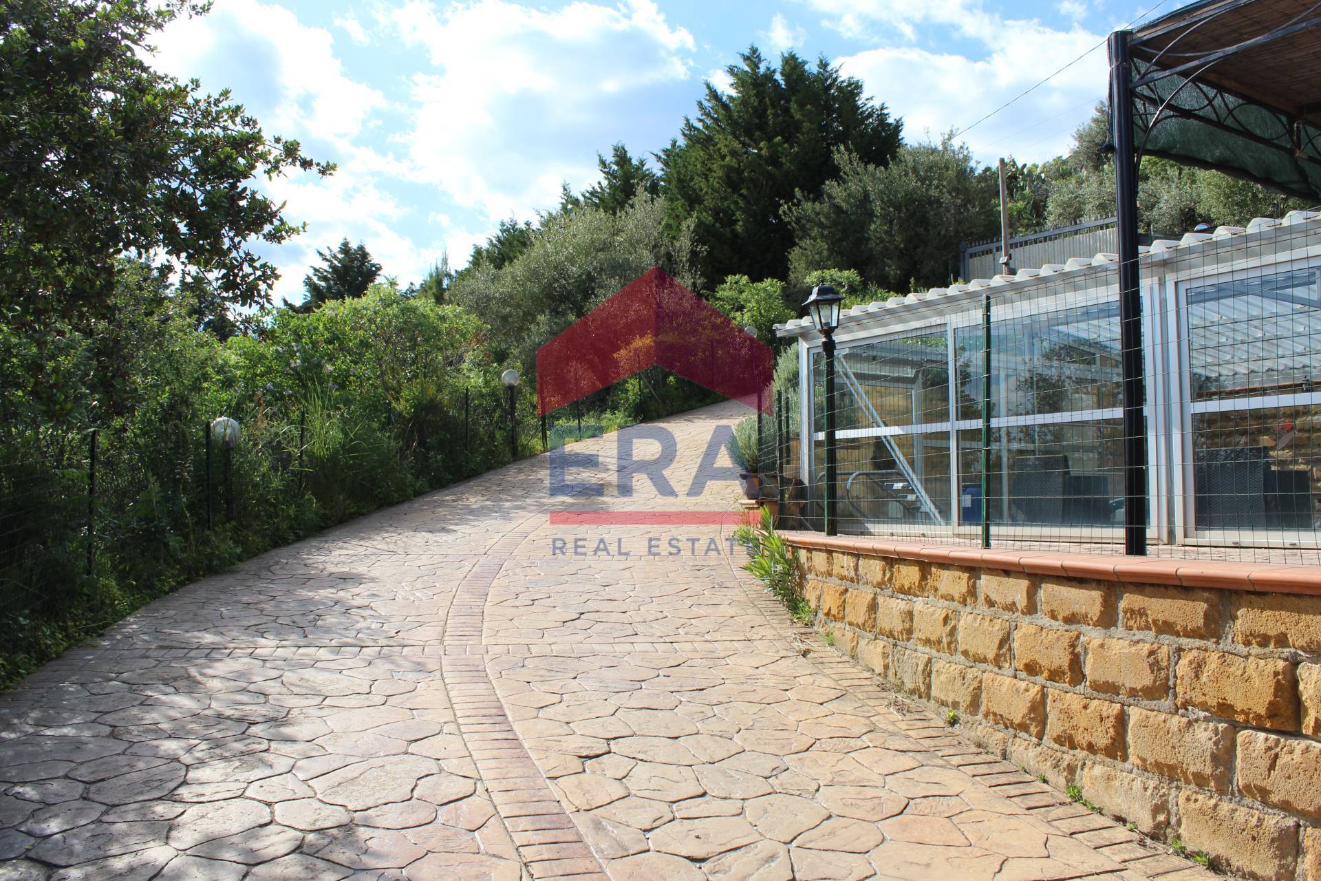 Villa singola in vendita a Agira