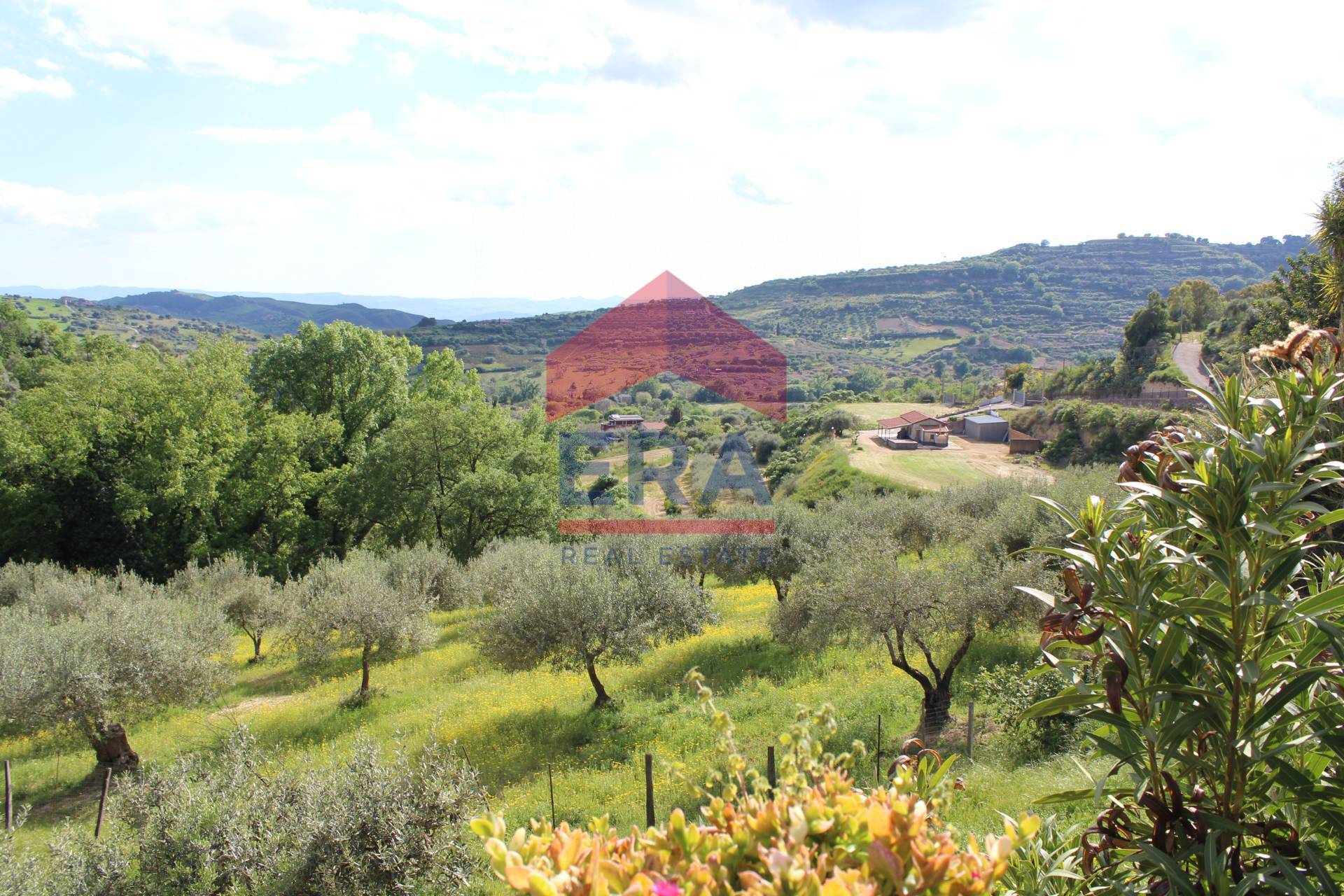 Villa singola in vendita a Agira