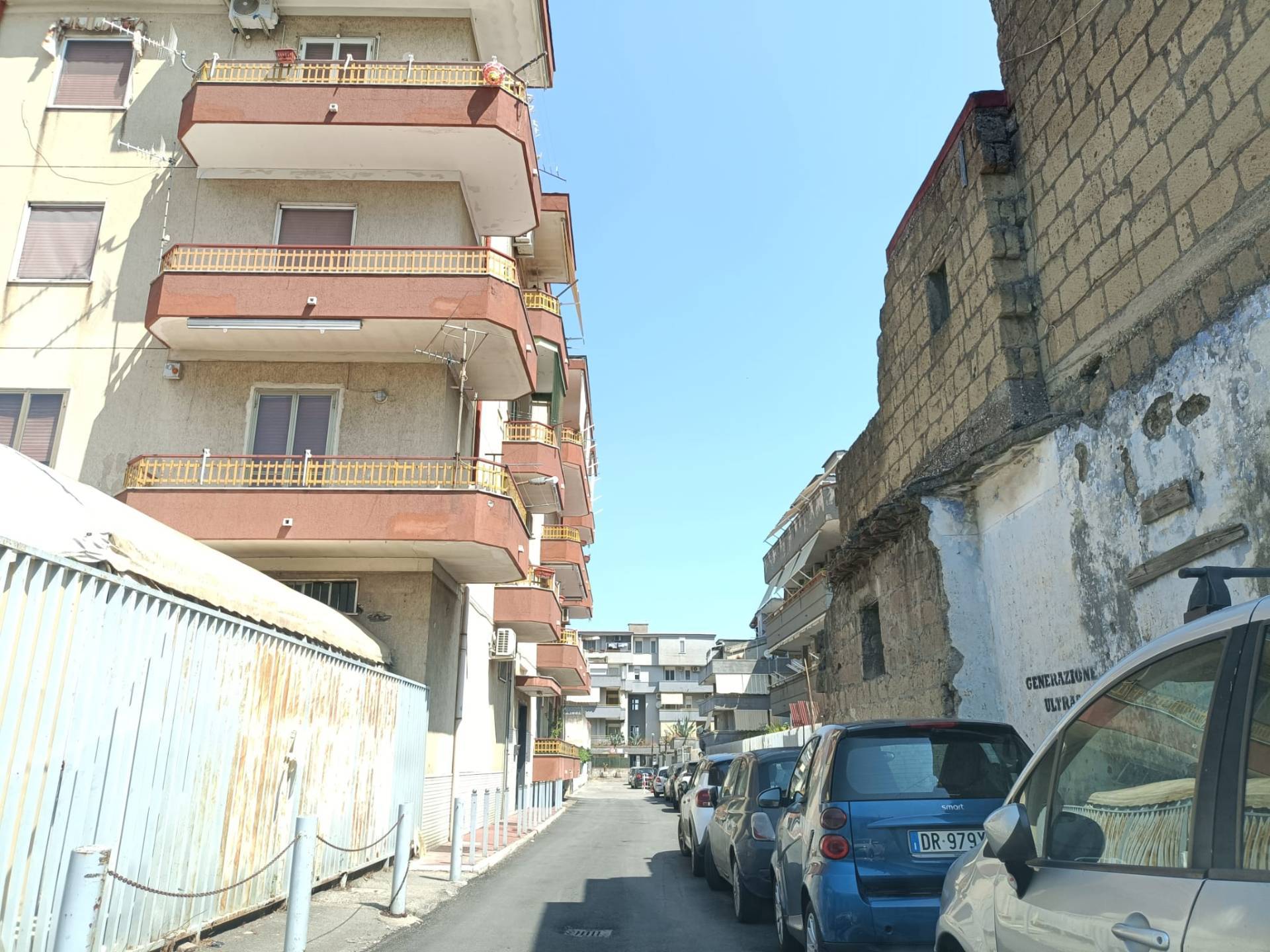 Box o garage in vendita a Angri