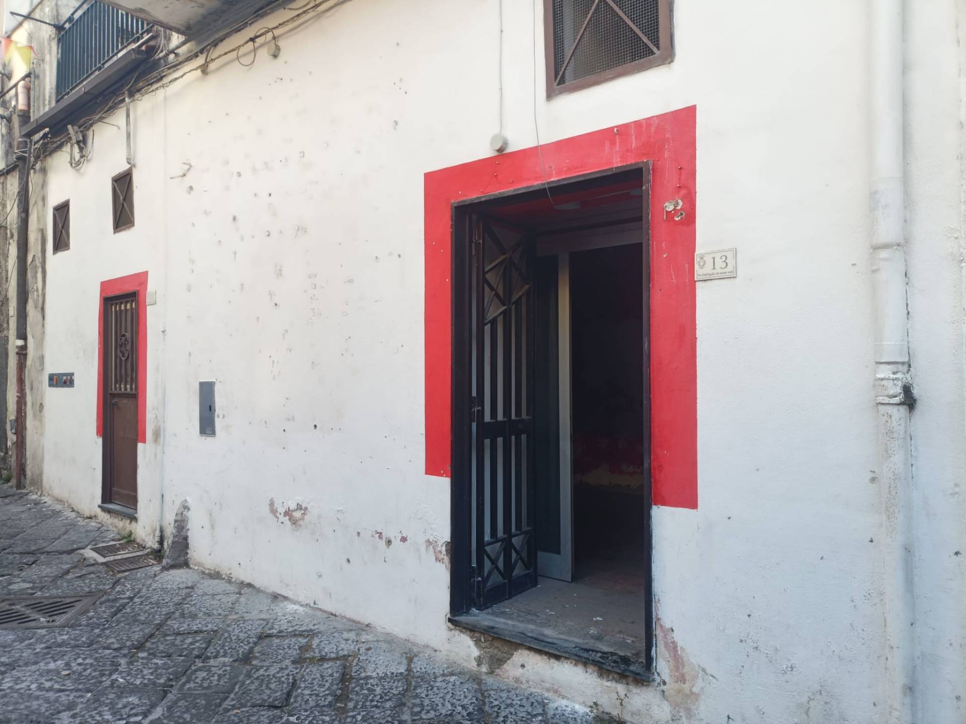 Locale commerciale in affitto a Angri