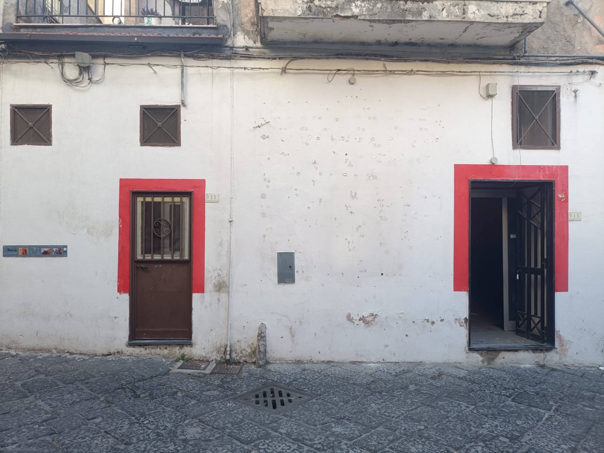 Locale commerciale in affitto a Angri
