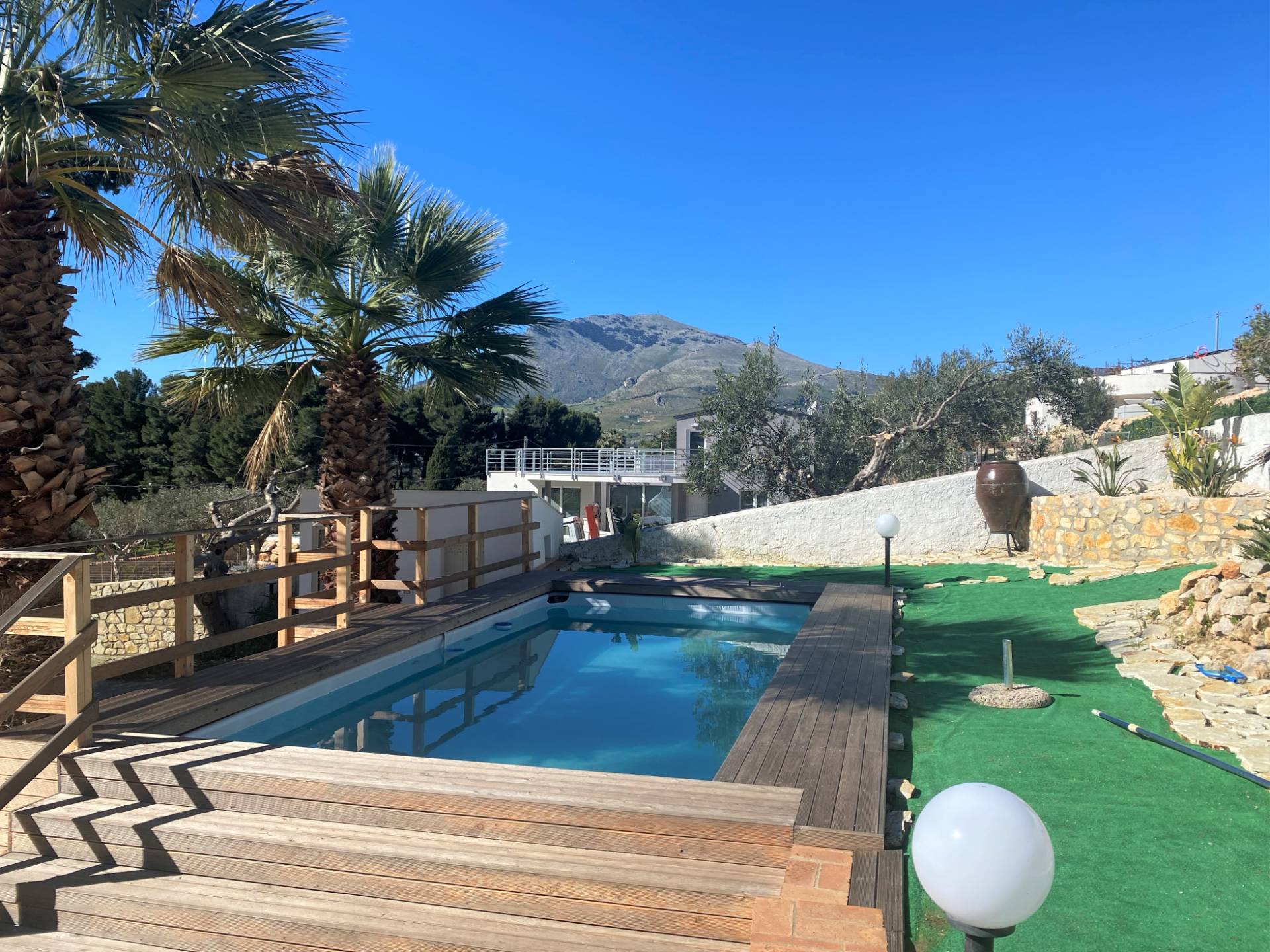 Villa in vendita a Castellammare del Golfo