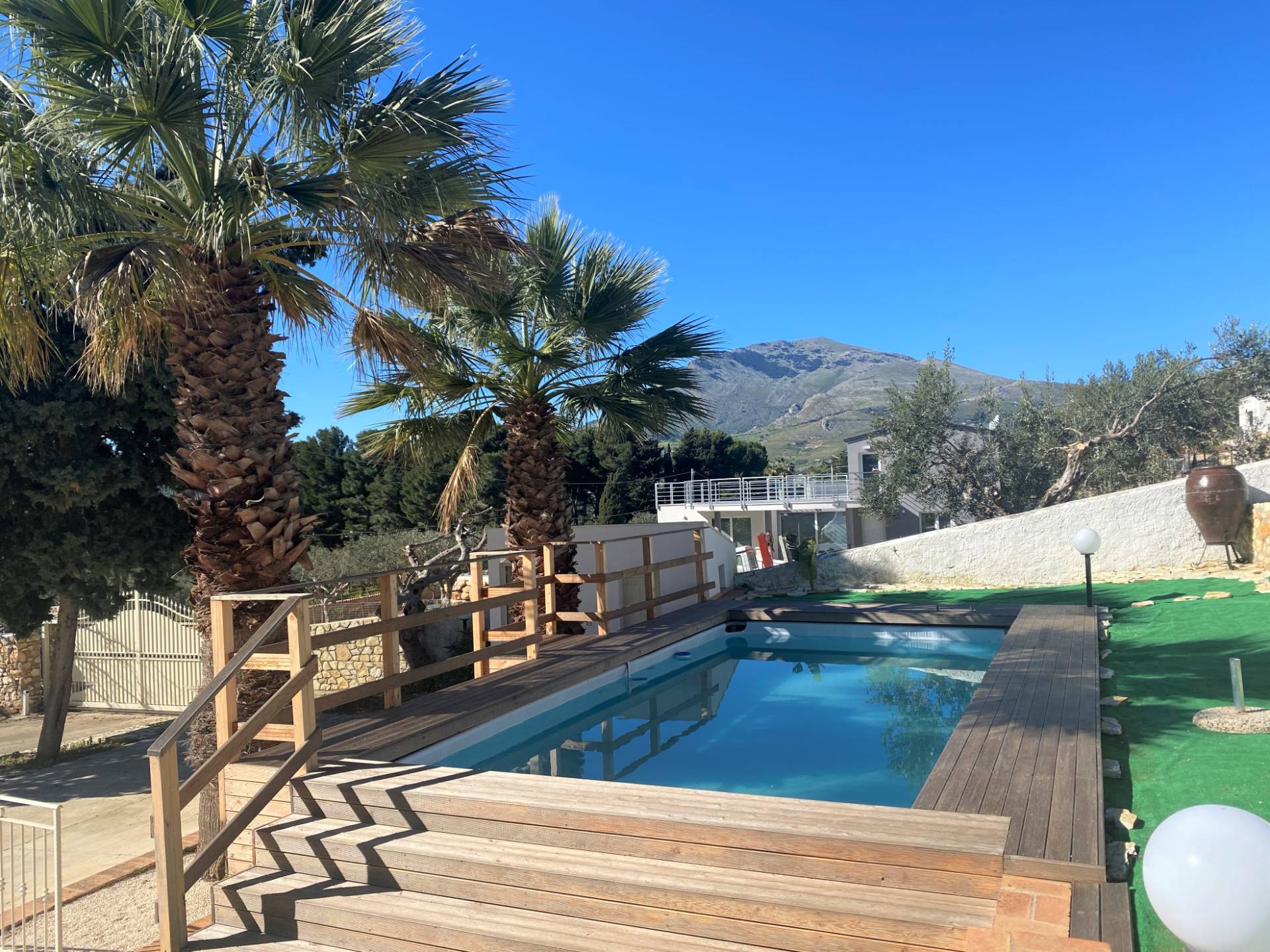 Villa in vendita a Castellammare del Golfo