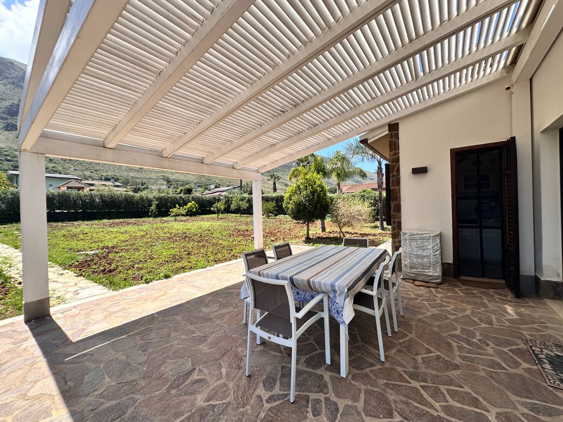 Villa in vendita a Castellammare del Golfo