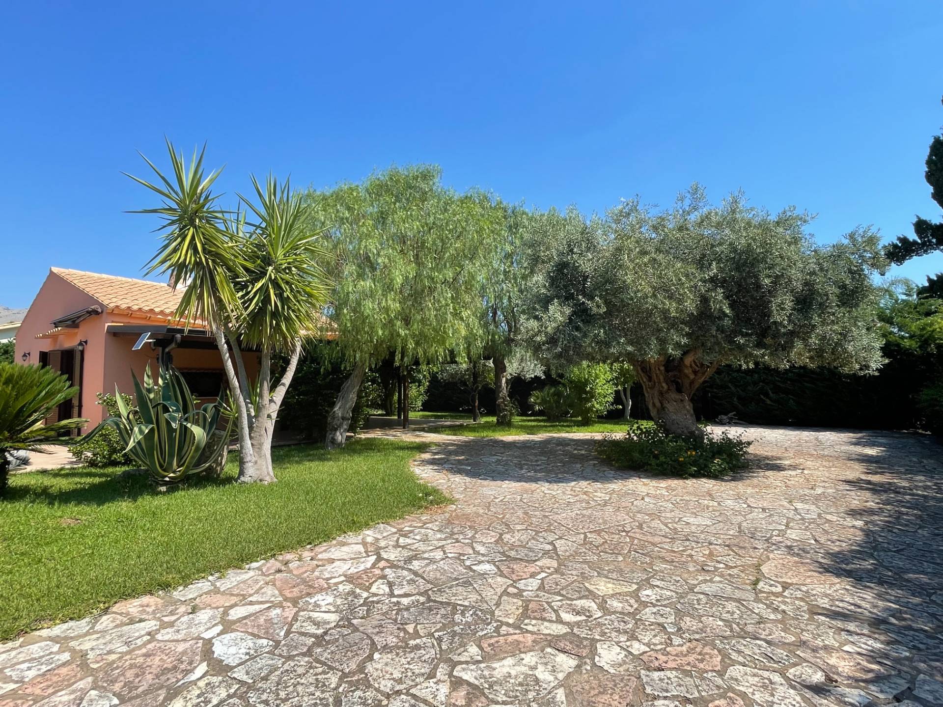 Villa in vendita a Castellammare del Golfo