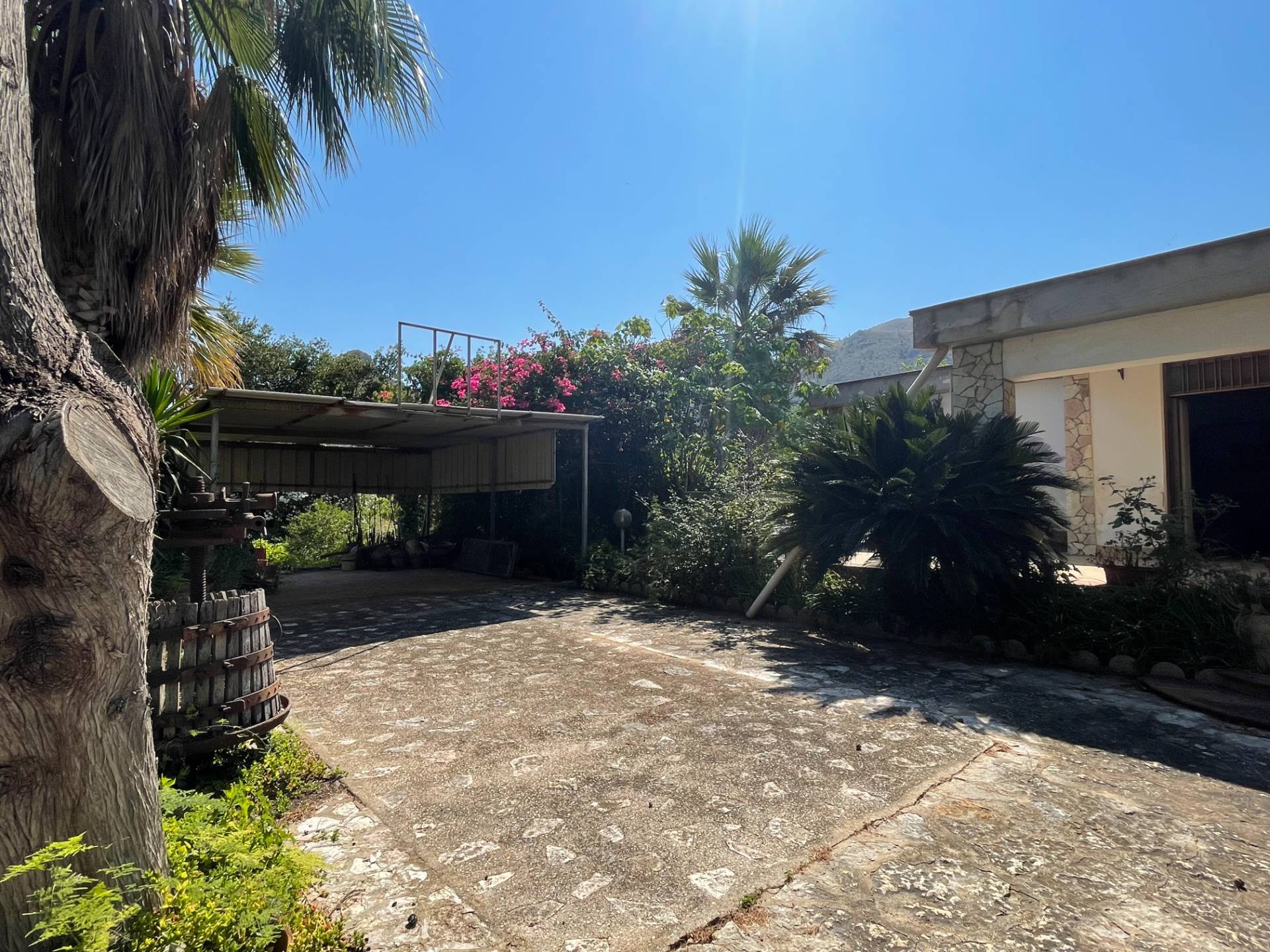 Villa in vendita a Castellammare del Golfo