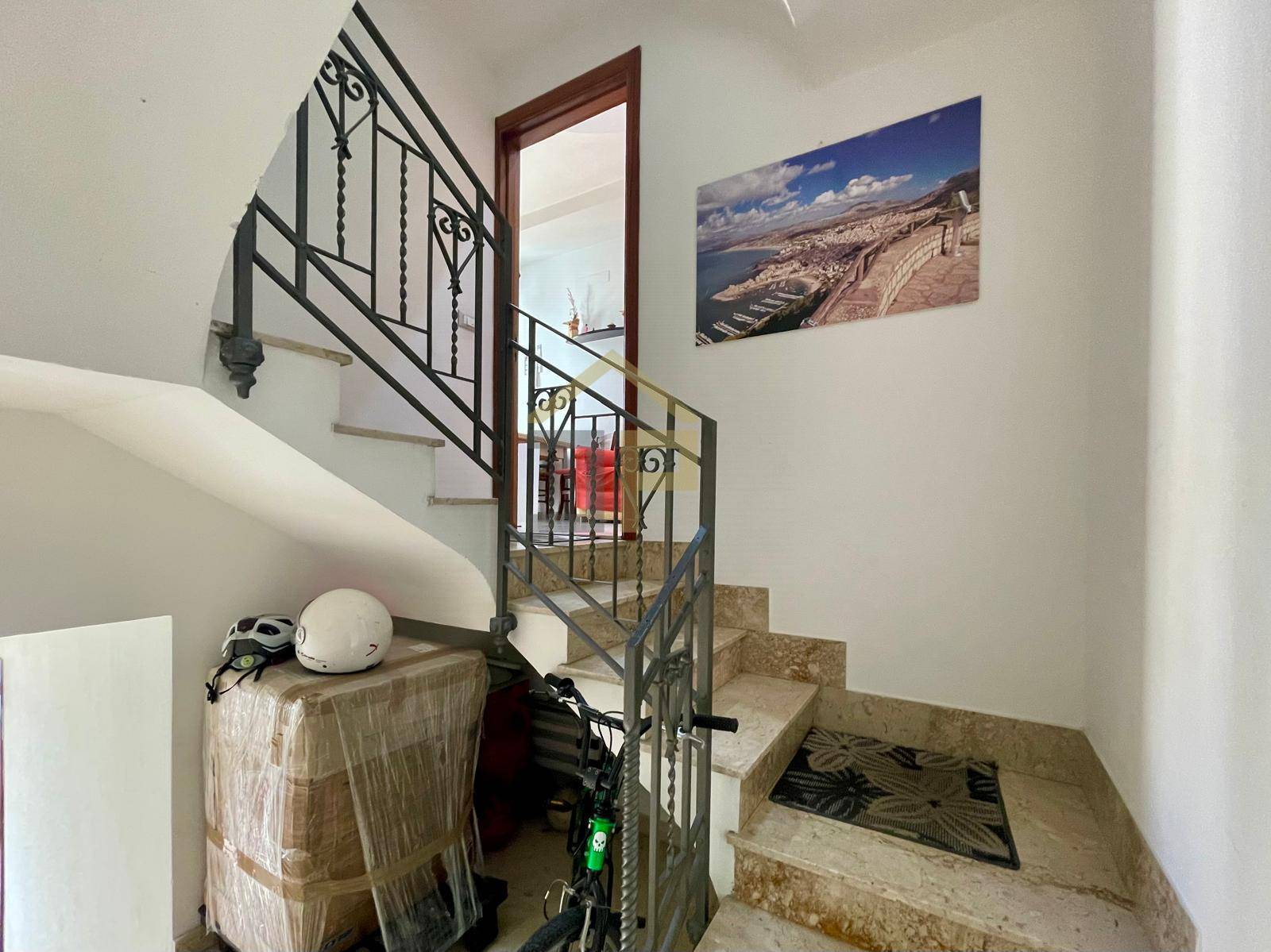 Casa Semindipendente in vendita a Castellammare del Golfo