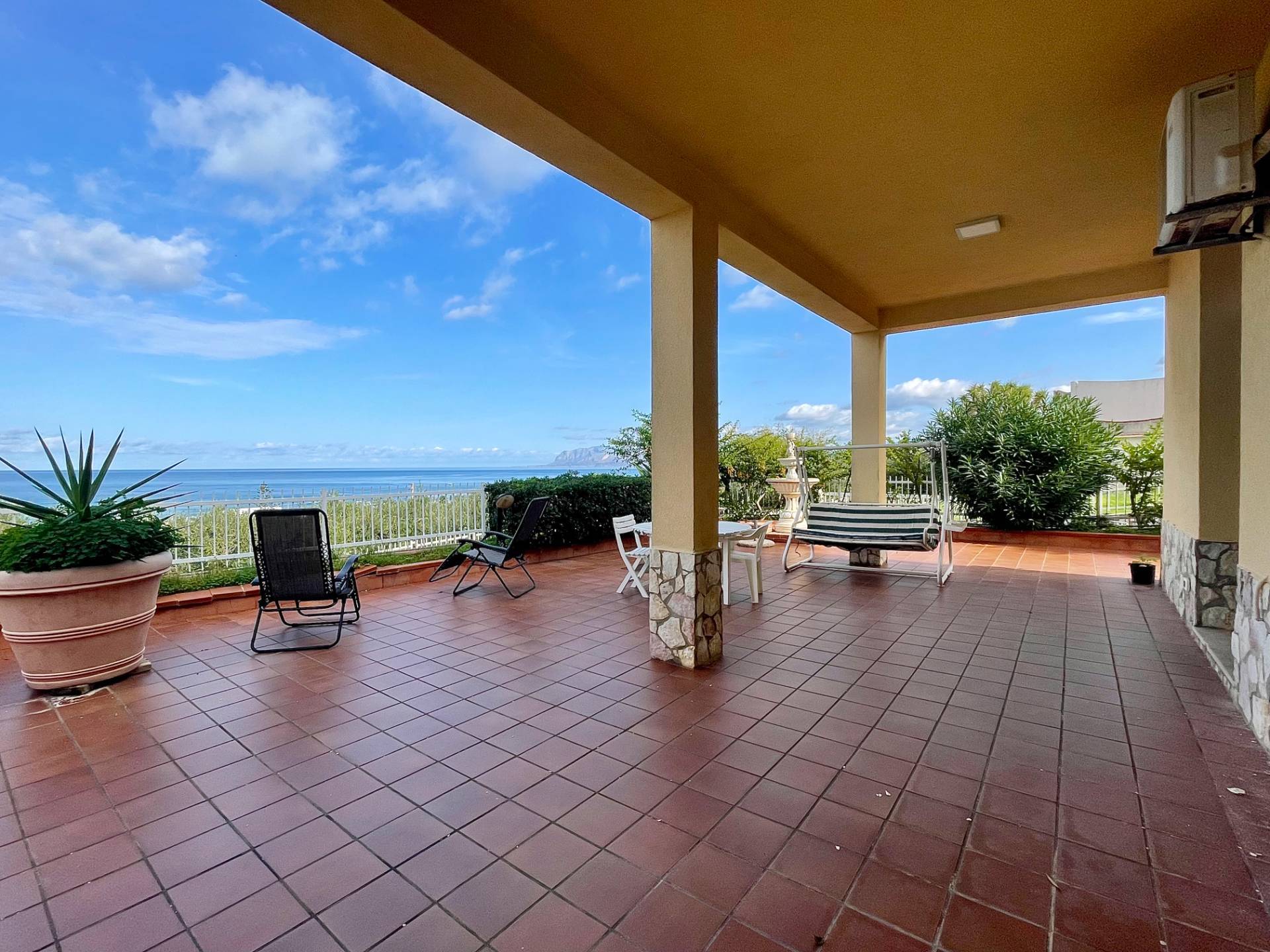 Villa in vendita a Castellammare del Golfo