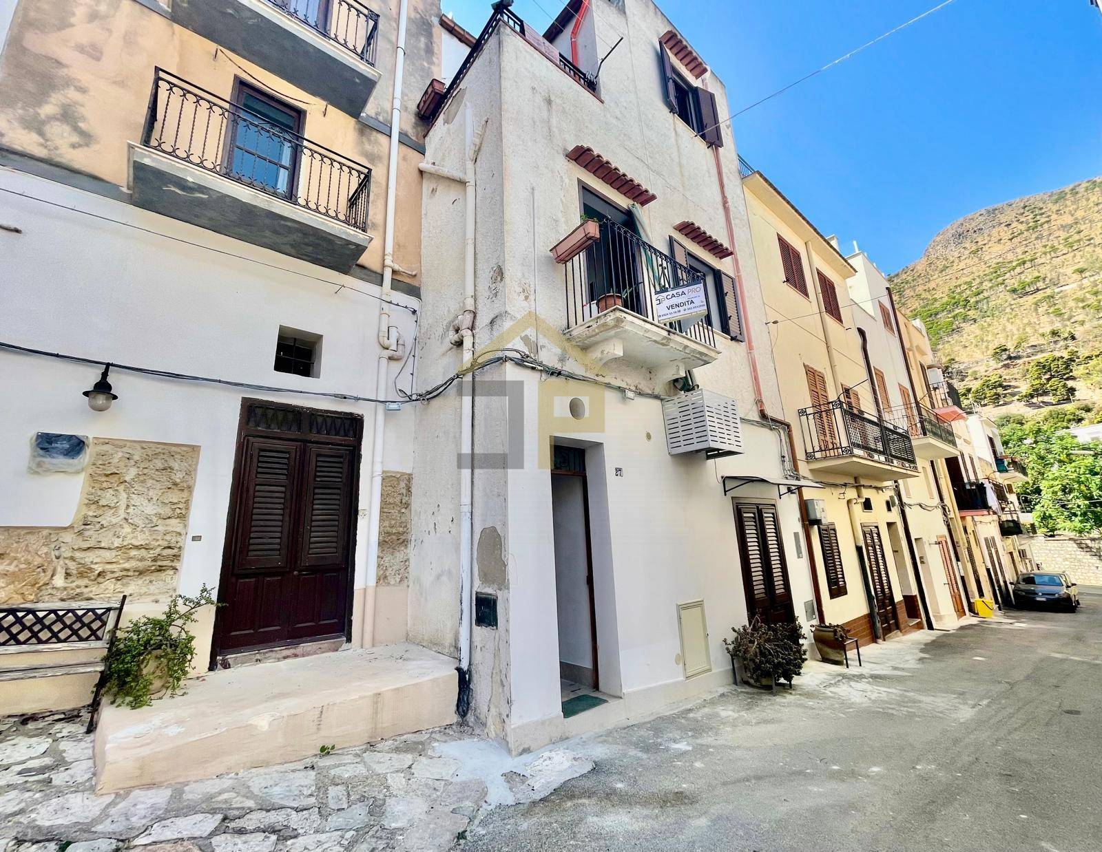 Casa Semindipendente in vendita a Castellammare del Golfo, Centro Citt