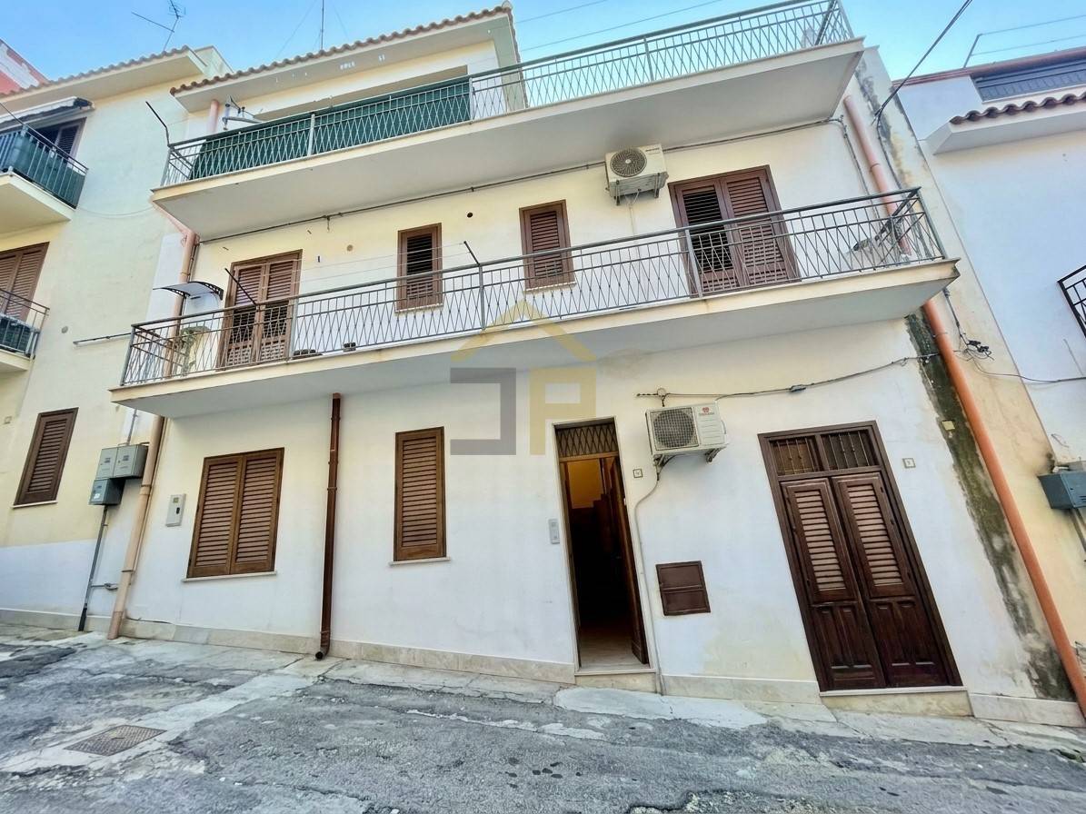 Casa Indipendente in vendita a Castellammare del Golfo, Centro Citt