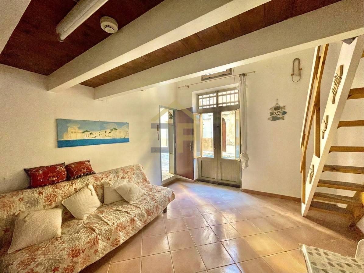 Casa Indipendente in vendita a Castellammare del Golfo, Centro Citt