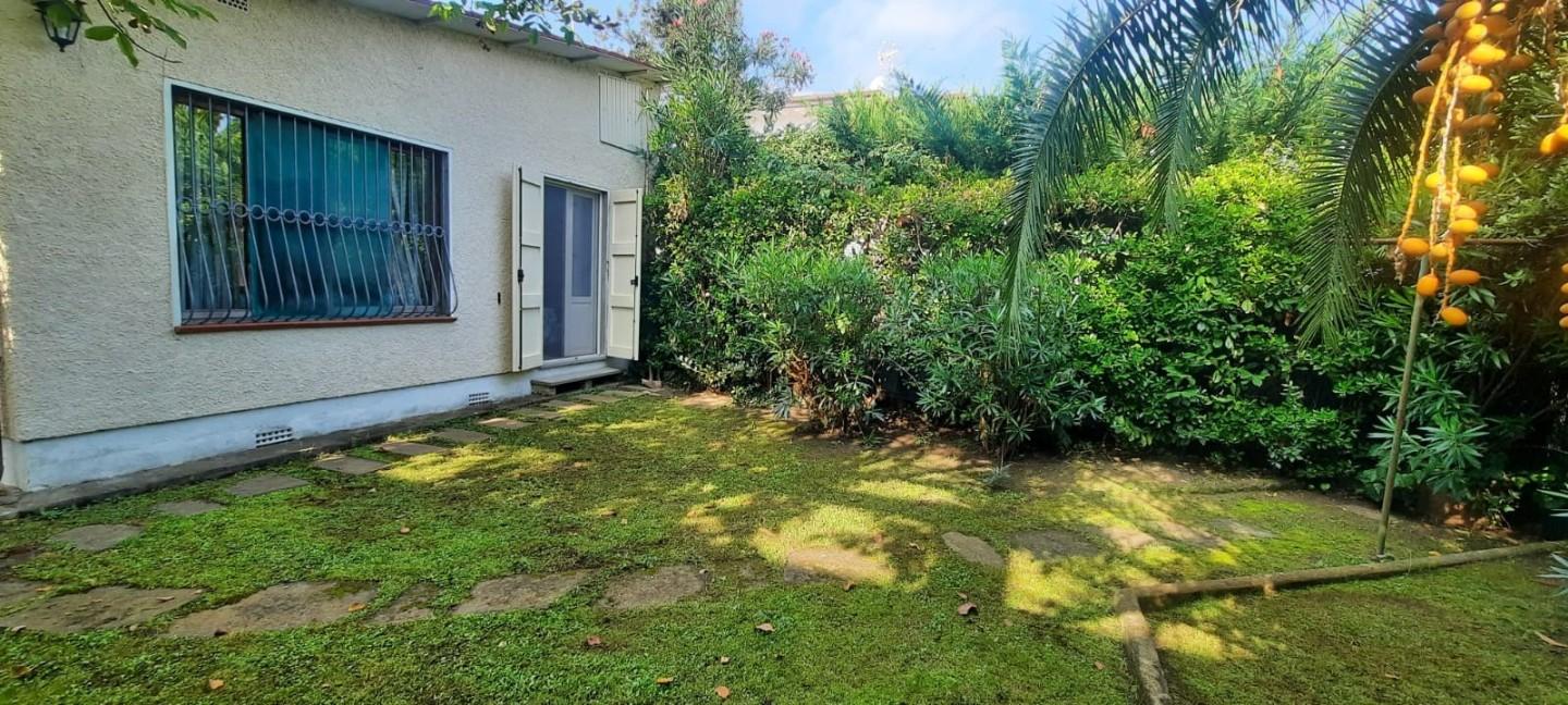 Casa indipendente con giardino, Forte dei Marmi centro