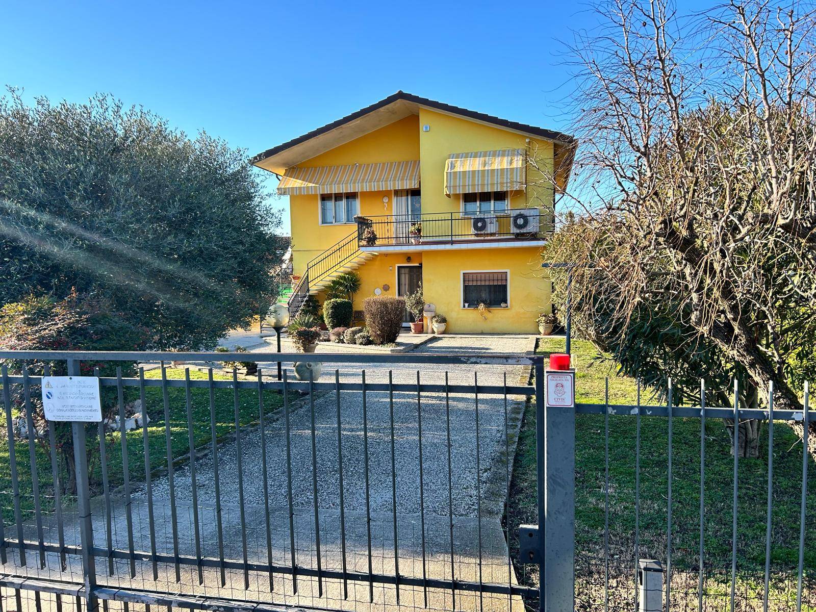 Villa in vendita a Rovigo, Mardimago