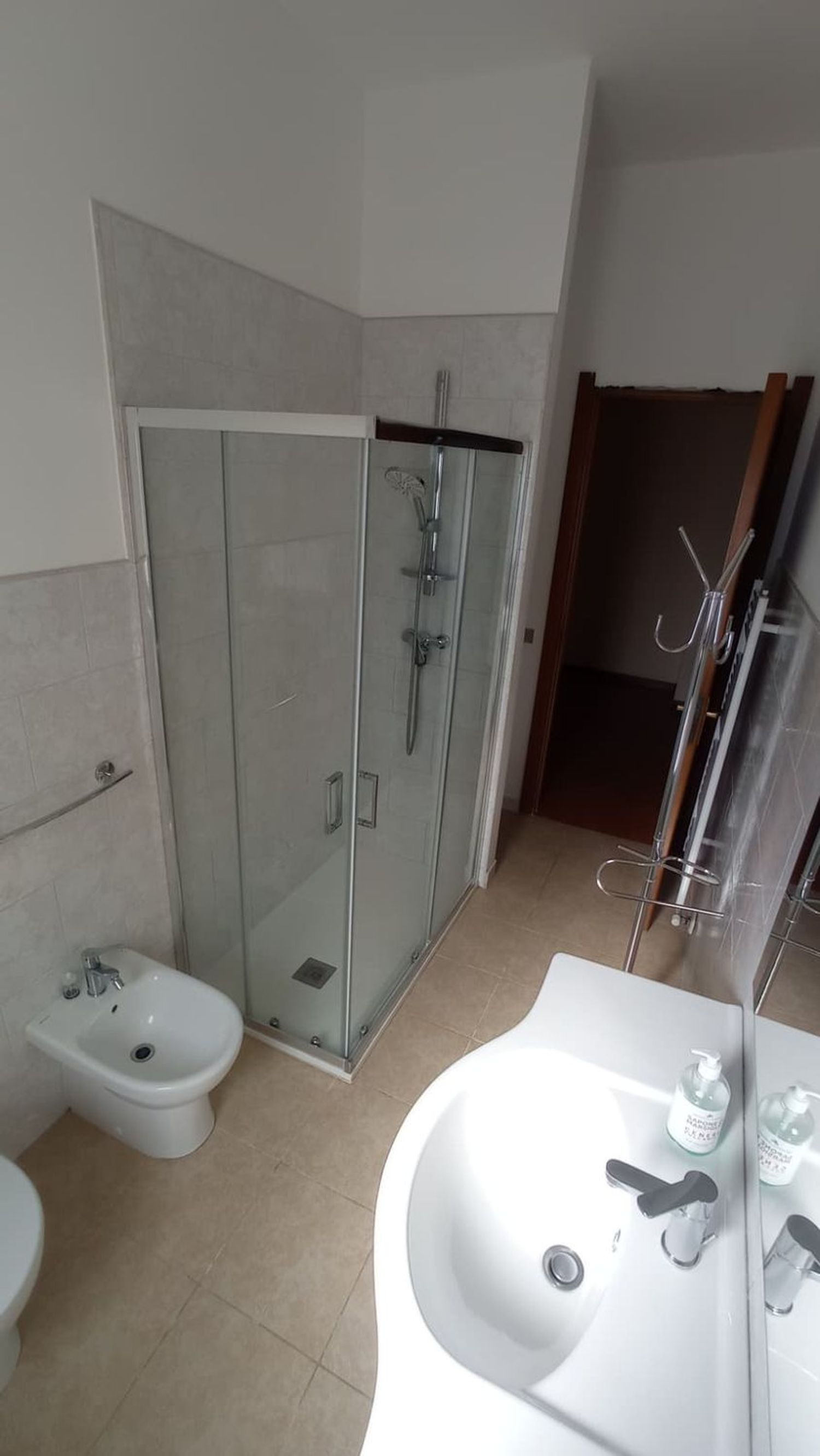 Trilocale arredato in affitto a Lecce