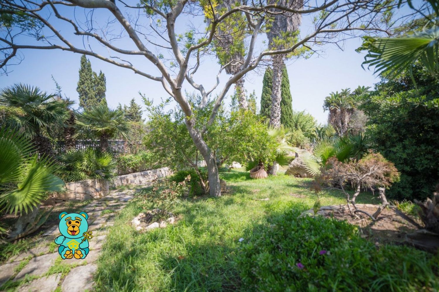 Villa con giardino, Lizzanello merine