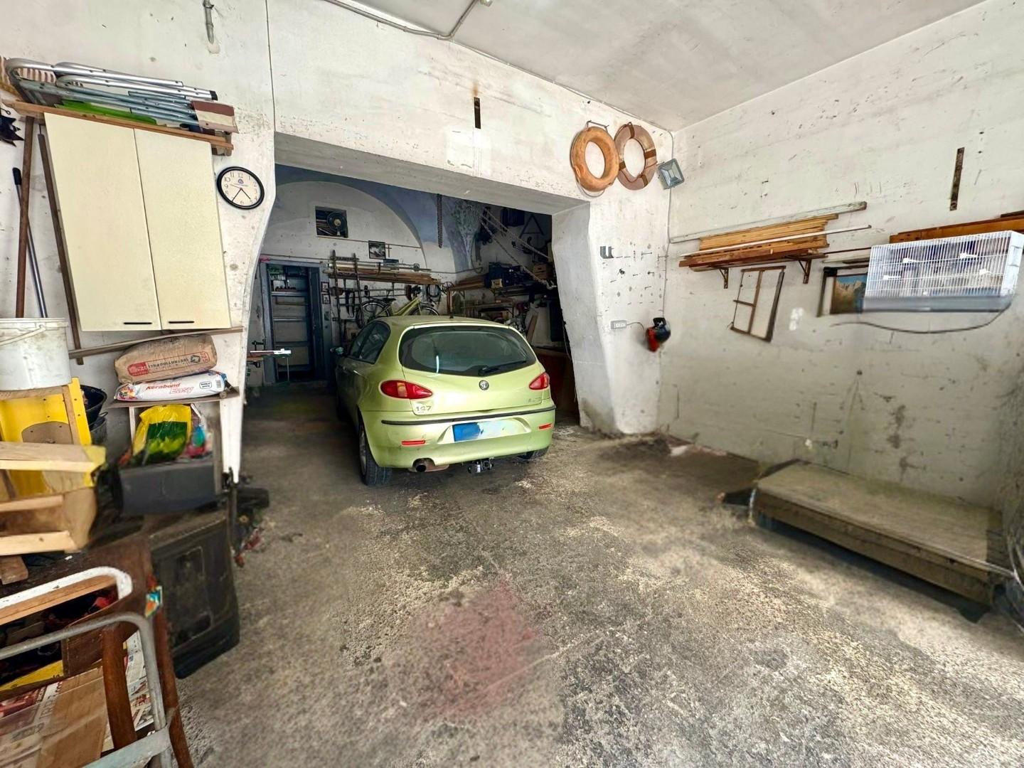 Box/Garage 84mq in vendita a Lecce