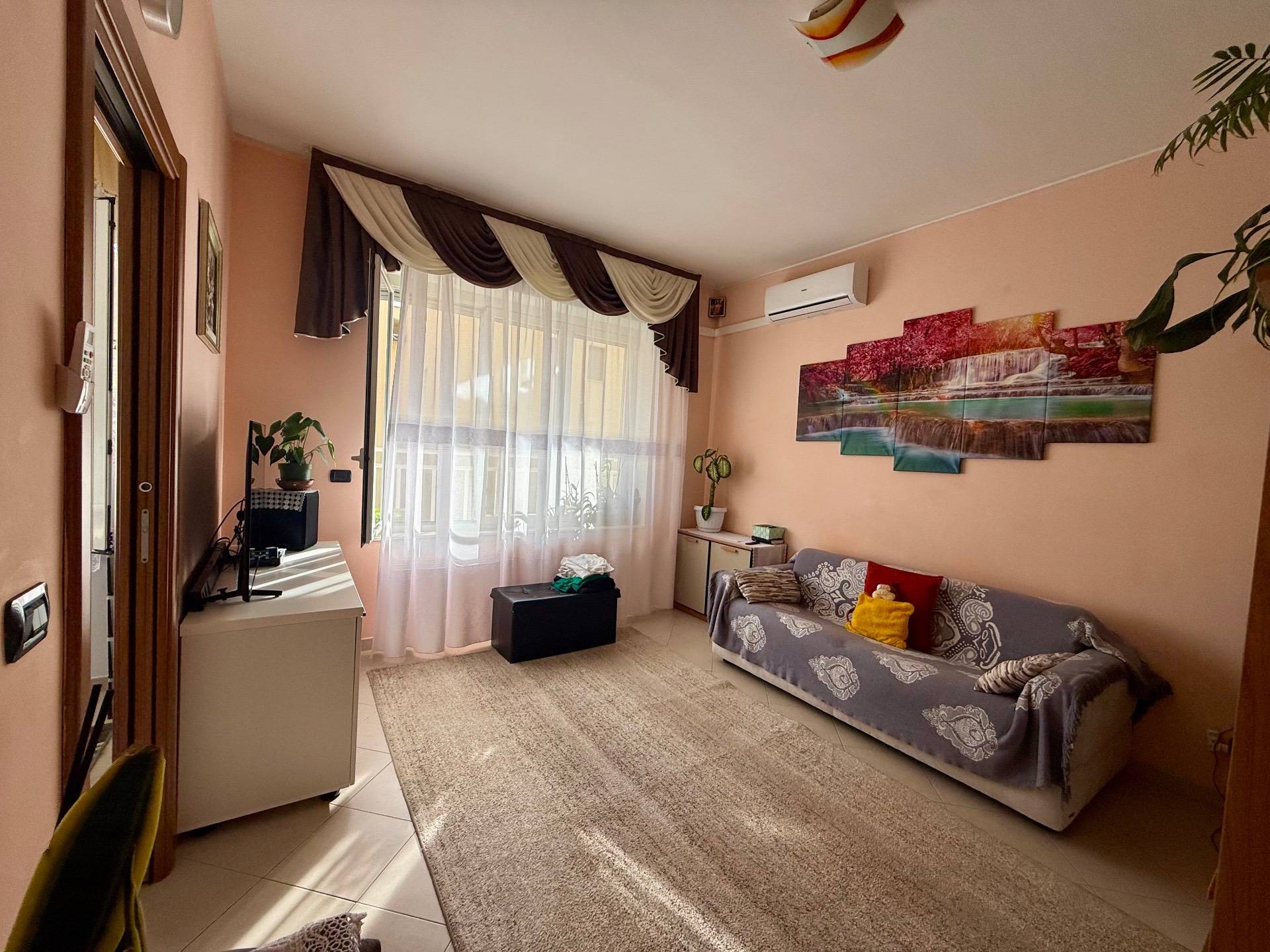 2 locali in vendita a Ospedaletti