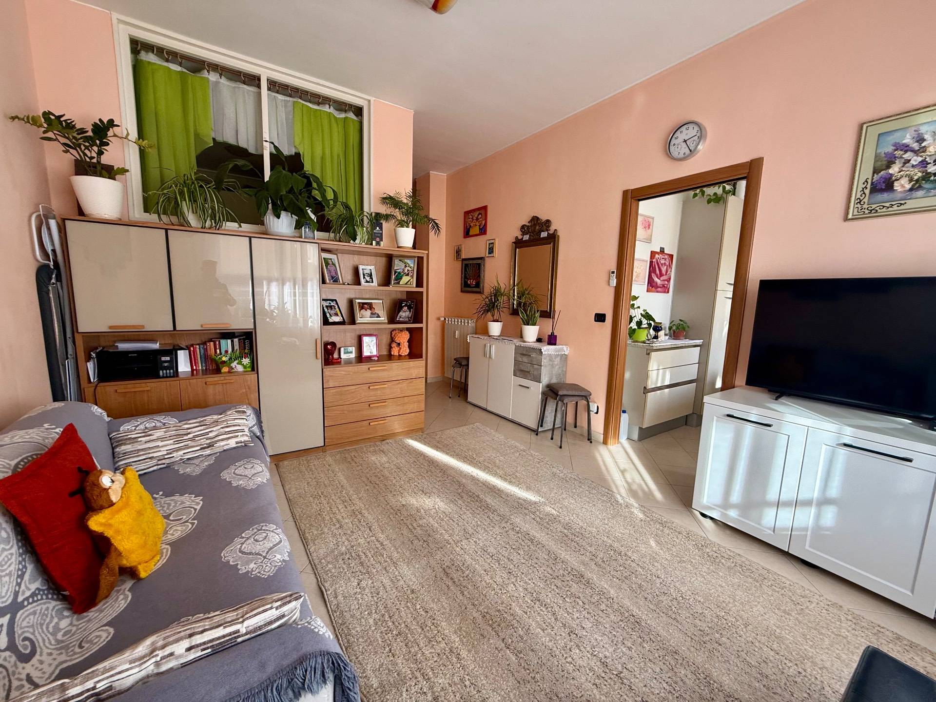 2 locali in vendita a Ospedaletti