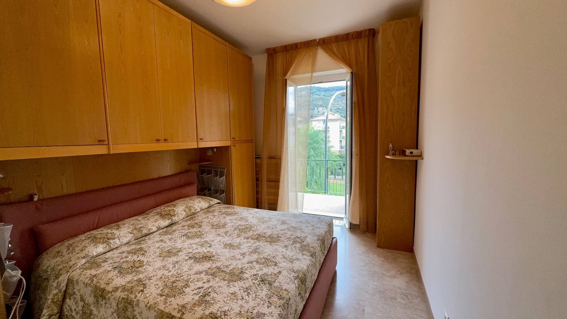 2 locali in vendita a Finale Ligure