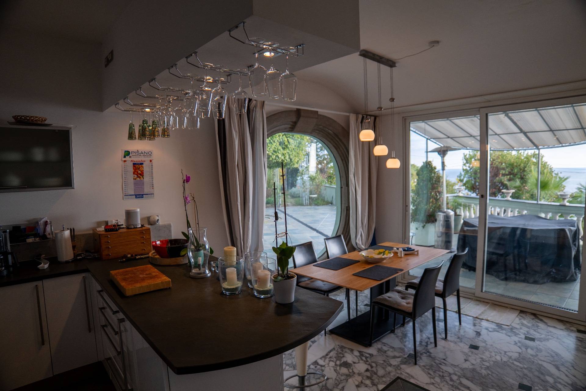 Villa in vendita a Bordighera