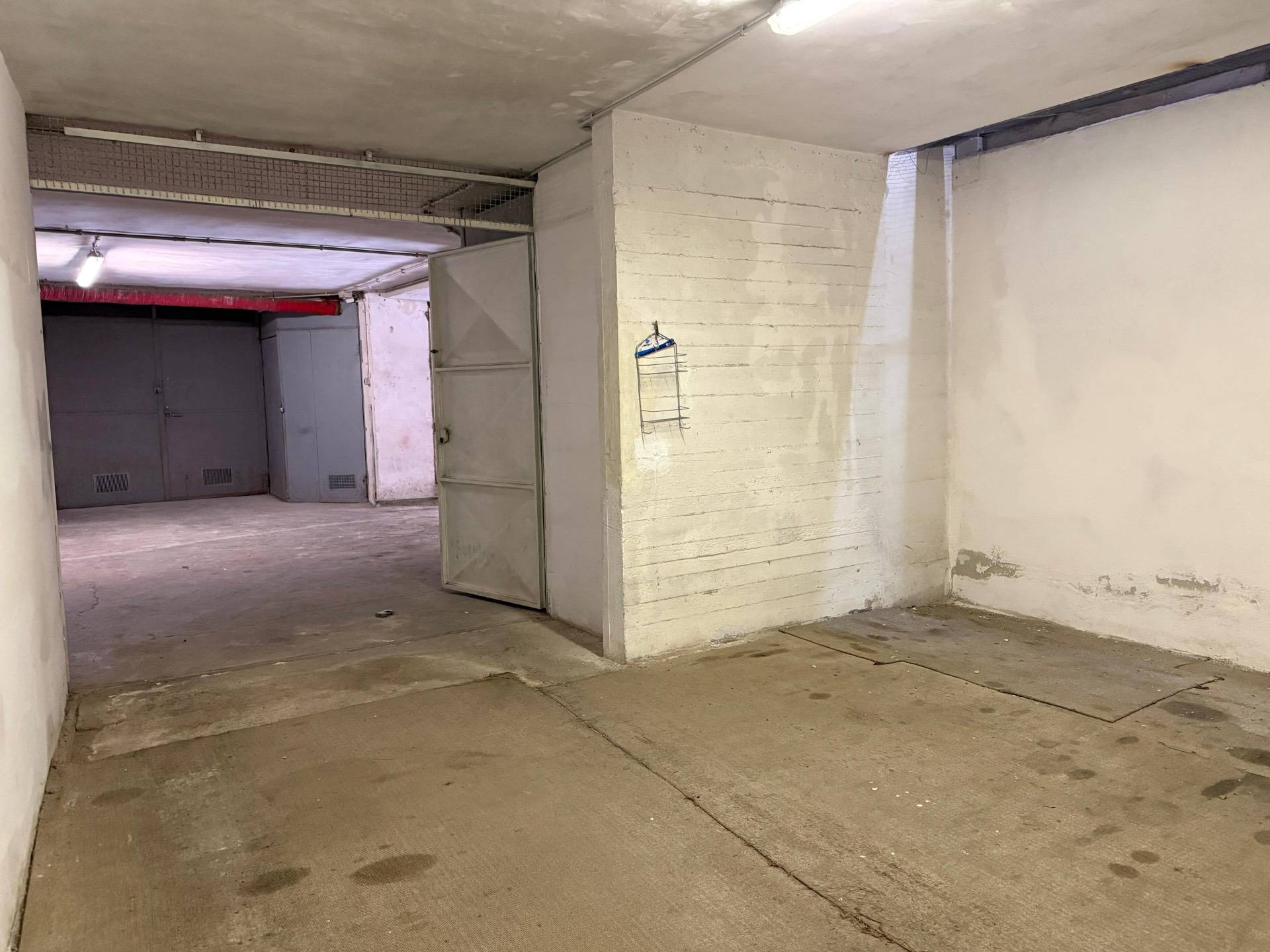 Garage in vendita a Finale Ligure