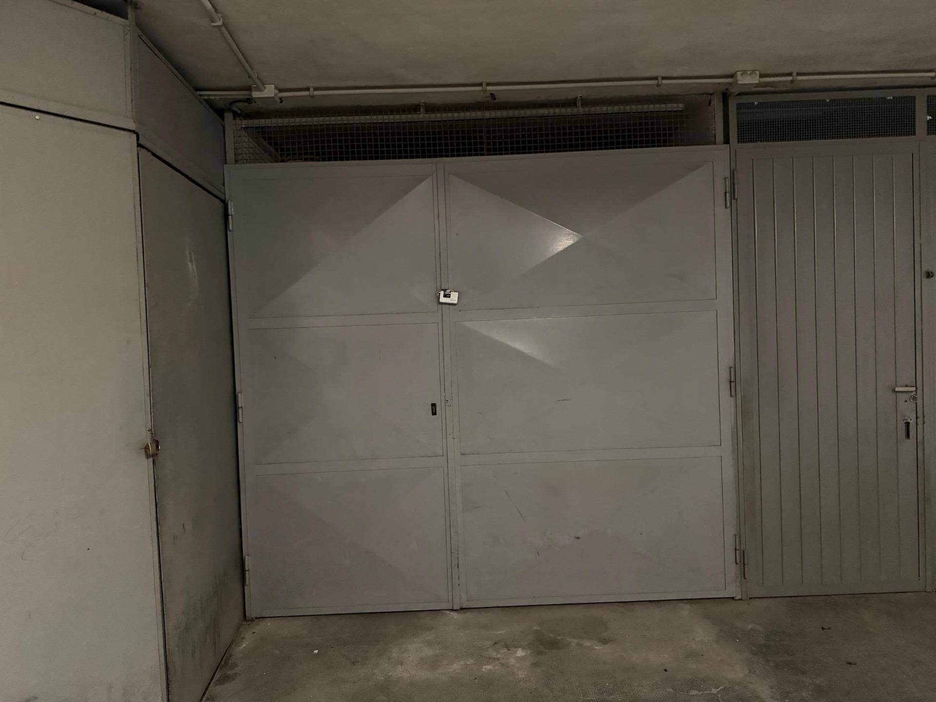 Garage in vendita a Finale Ligure