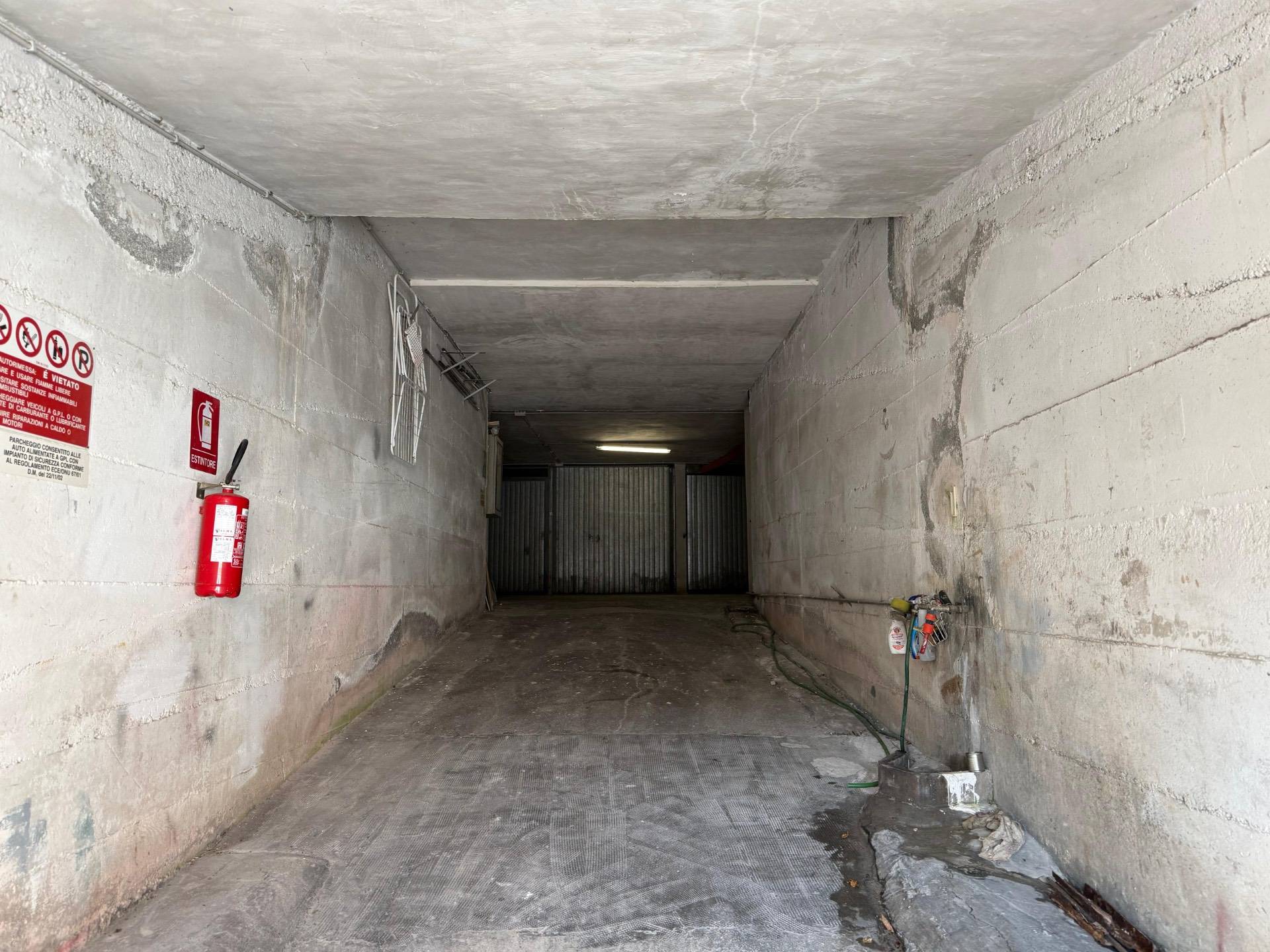 Garage in vendita a Finale Ligure