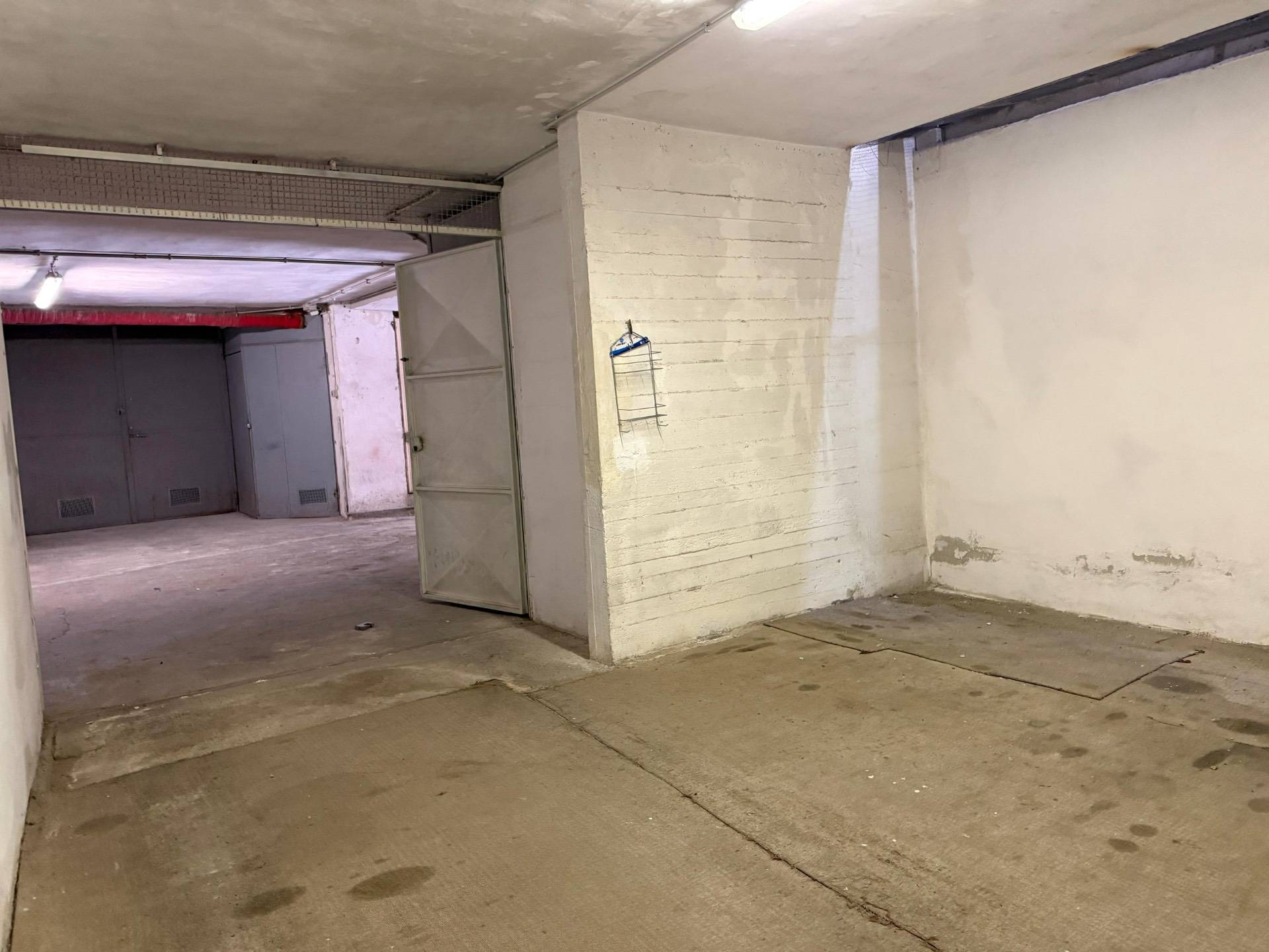 Garage in vendita a Finale Ligure