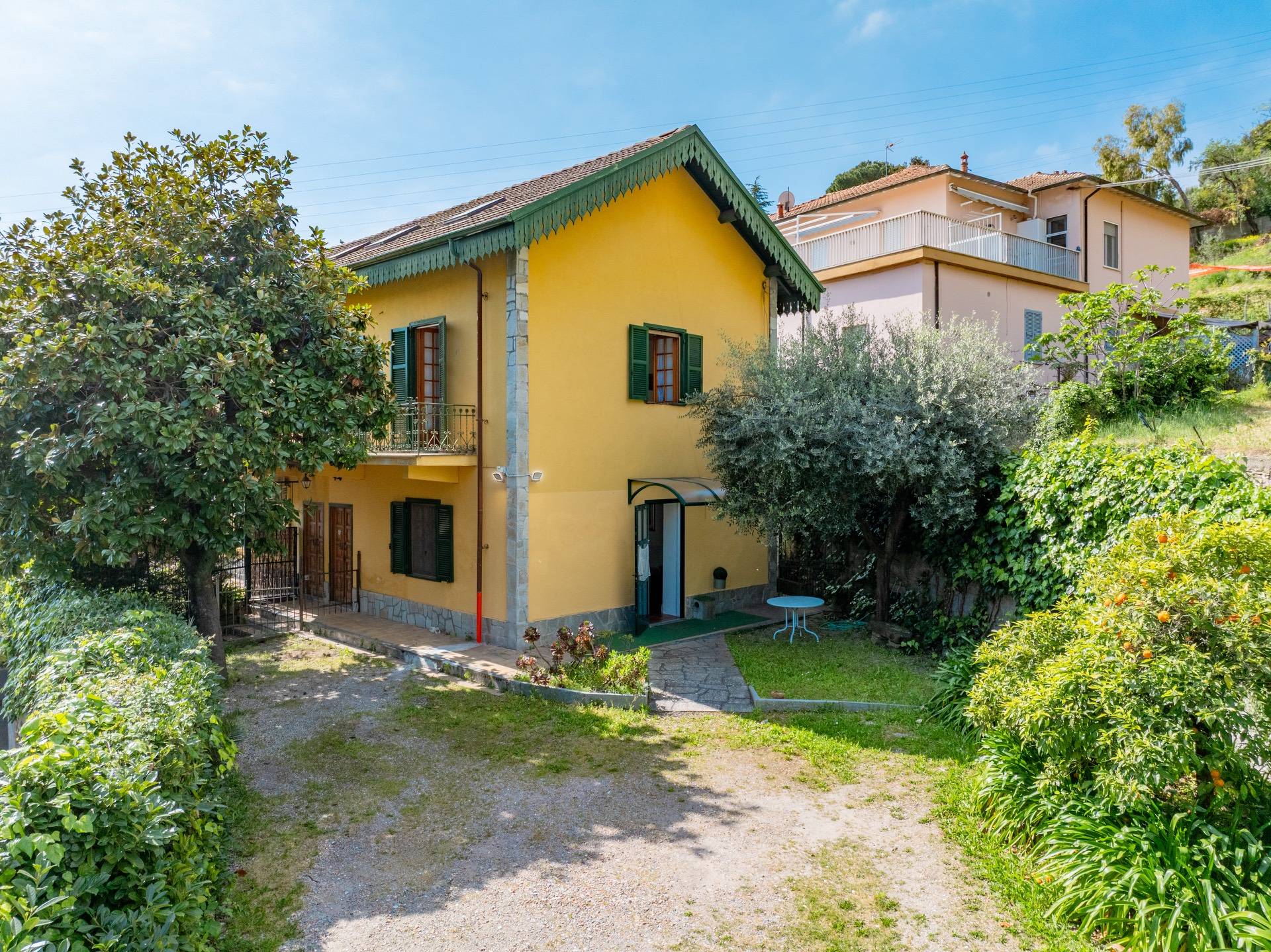 Casa semi indipendente in vendita a Sanremo