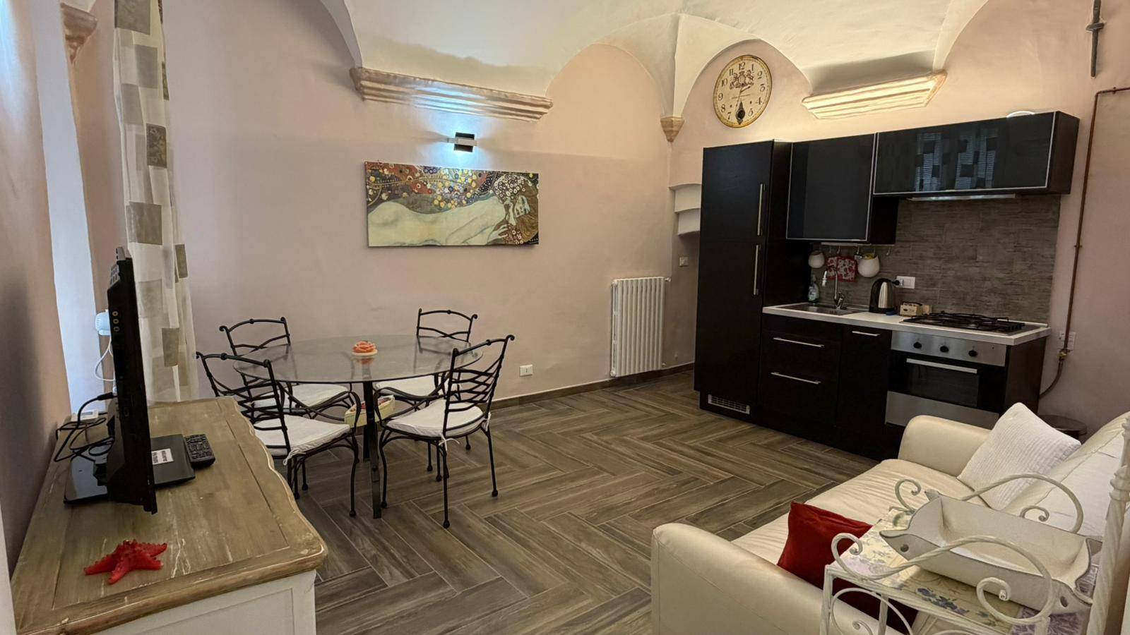 2 locali in vendita a Sanremo