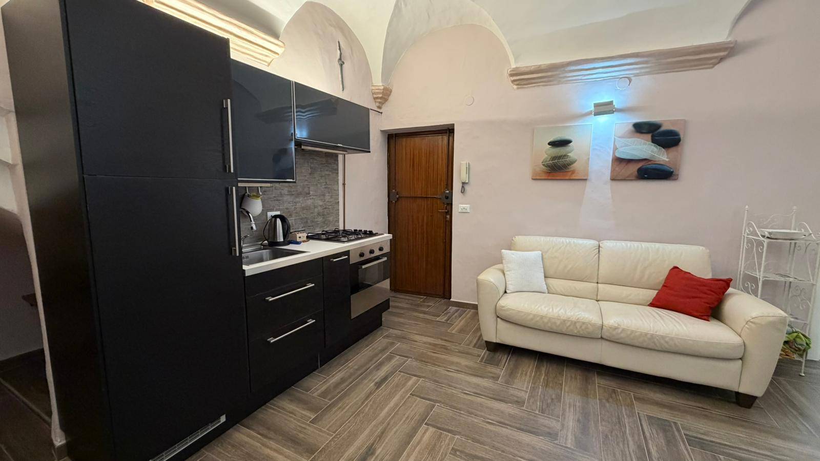 2 locali in vendita a Sanremo