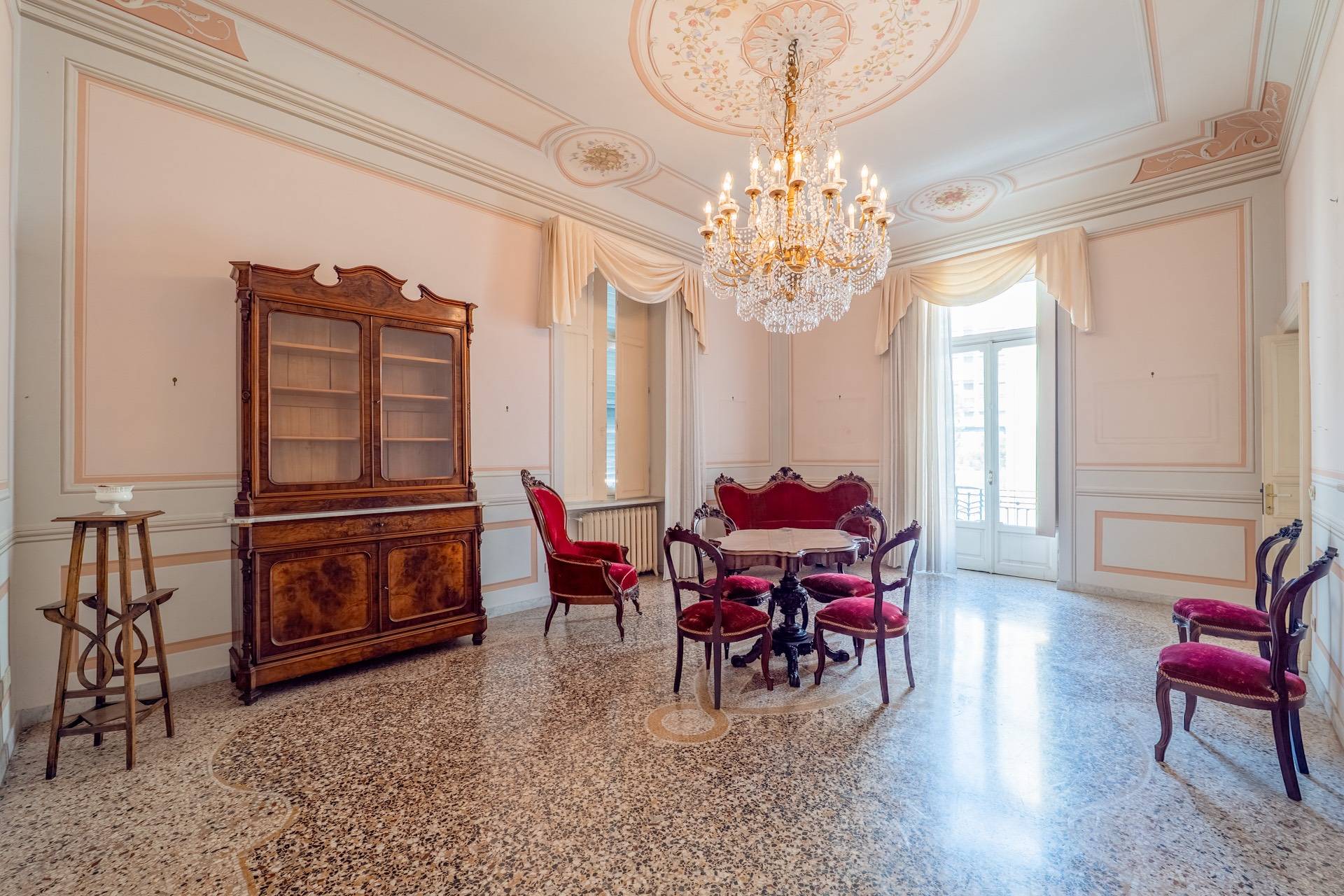 Appartamento in vendita a Savona