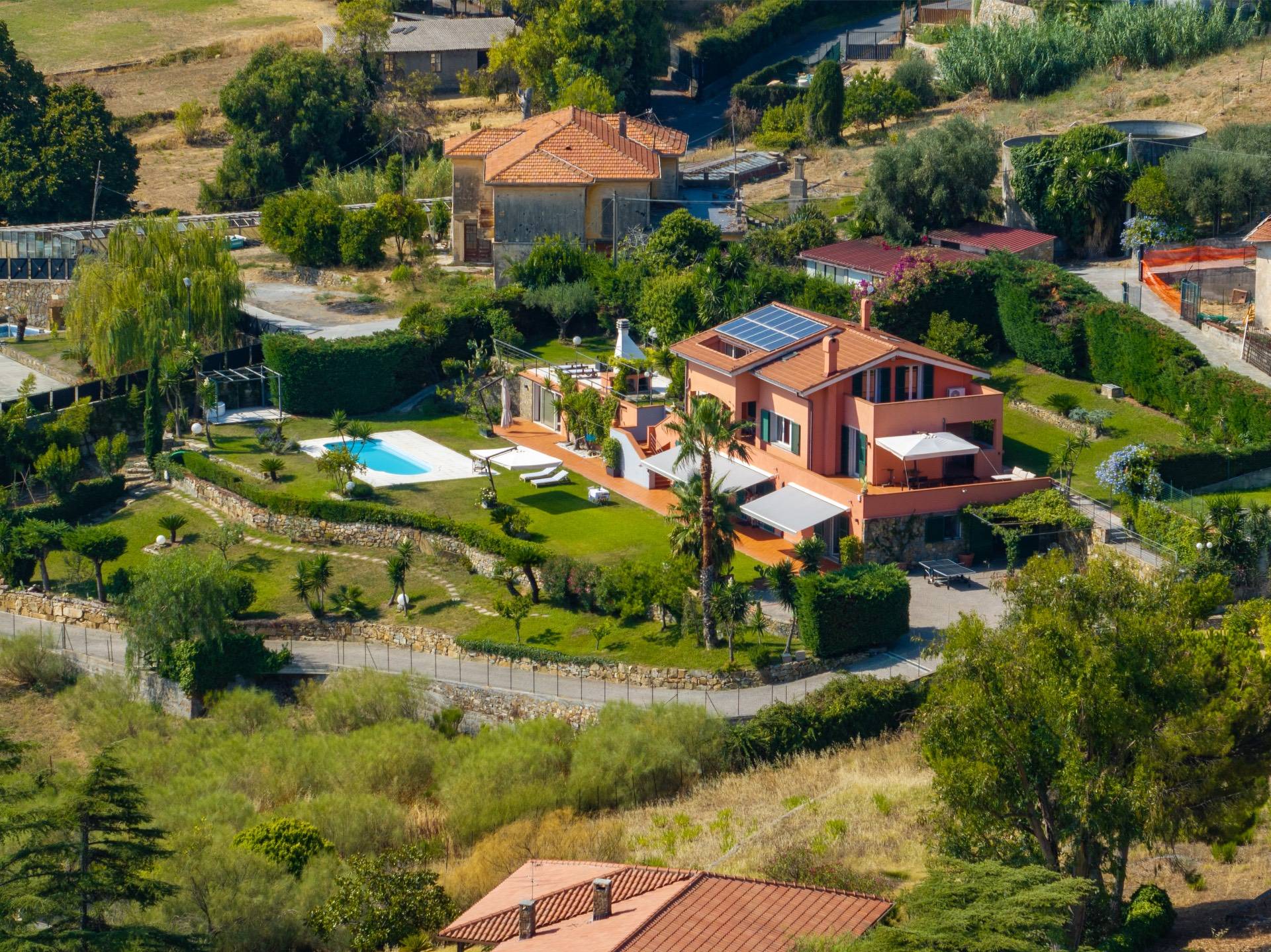Villa in vendita a Sanremo