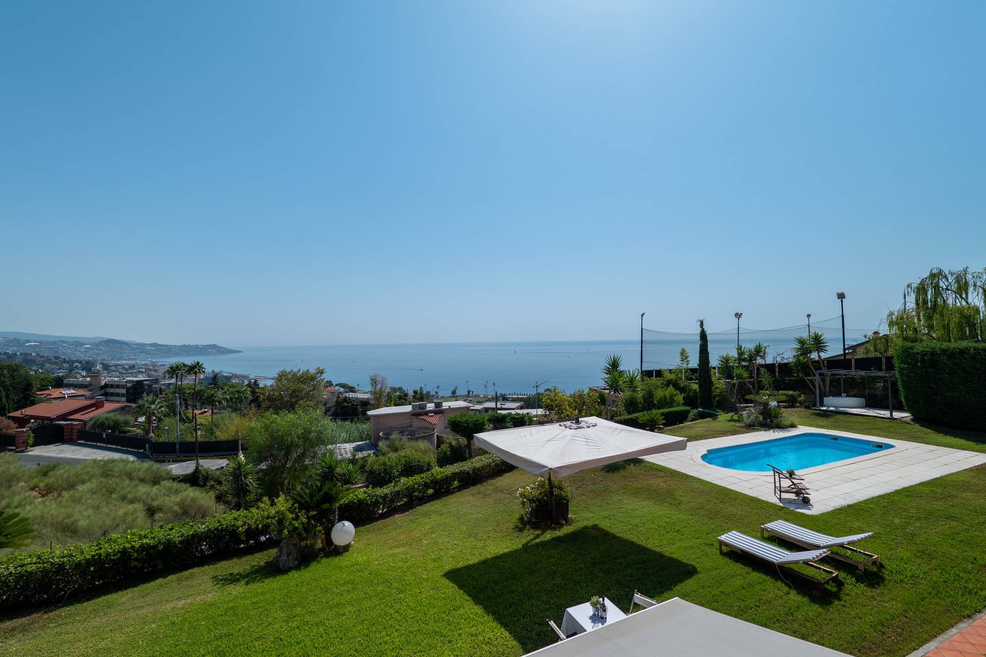 Villa in vendita a Sanremo