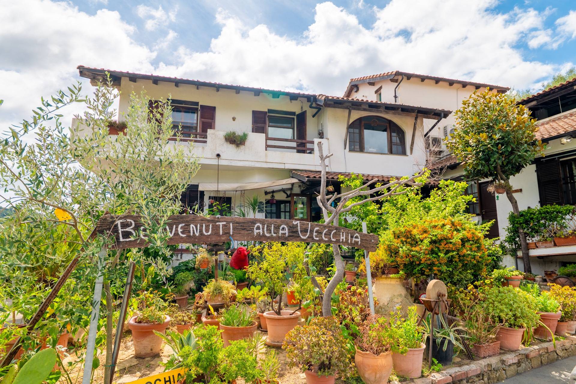 Casa indipendente in vendita a Dolceacqua