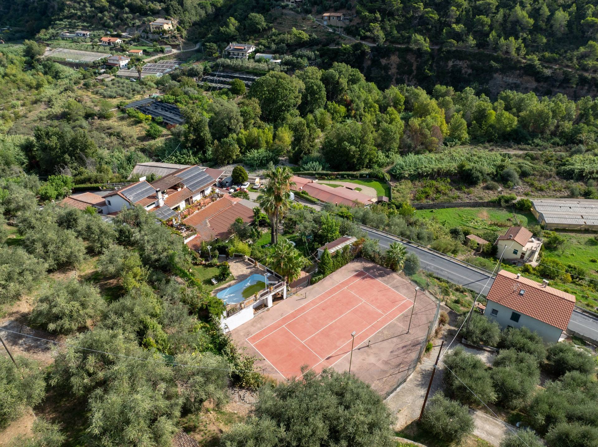 Casa indipendente in vendita a Dolceacqua