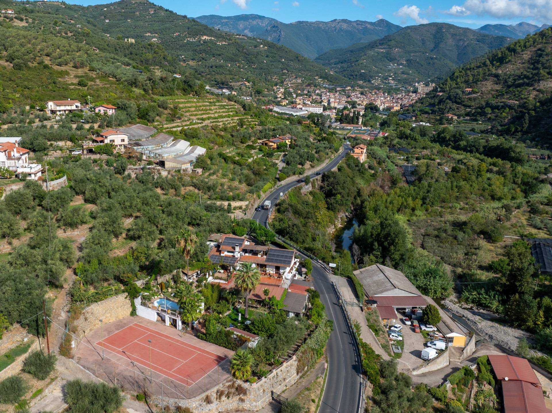 Casa indipendente in vendita a Dolceacqua