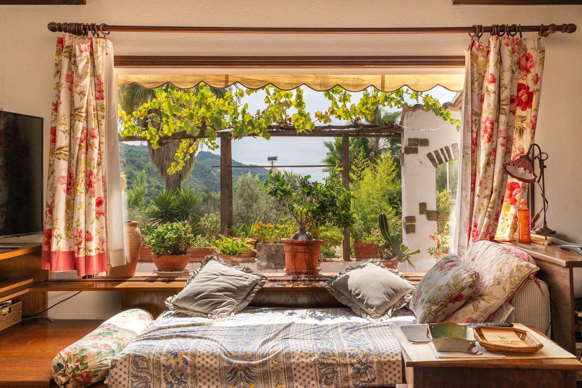 Casa indipendente in vendita a Dolceacqua