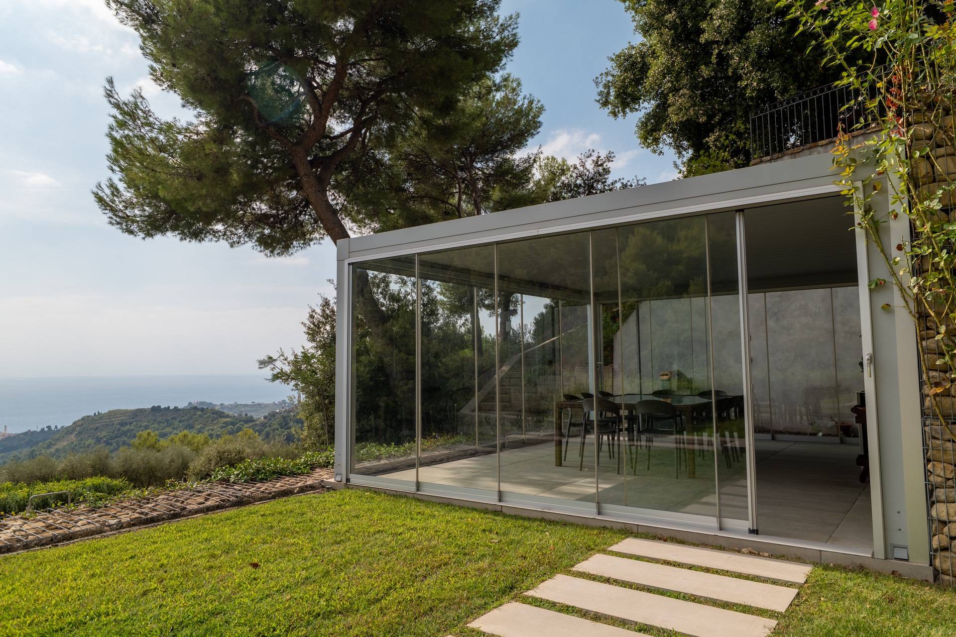 Villa in vendita a Sanremo, Bussana