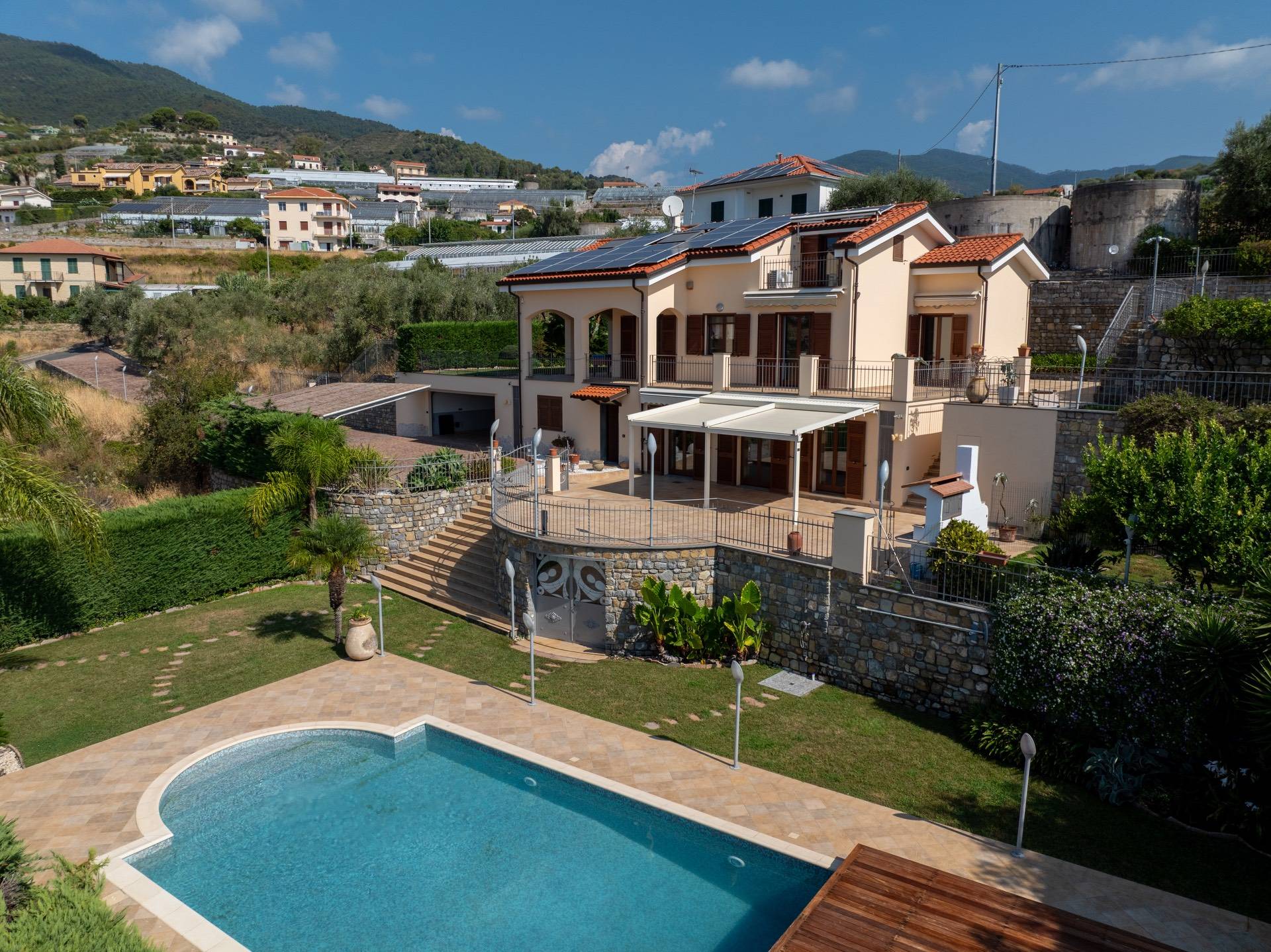 Villa in vendita a Sanremo