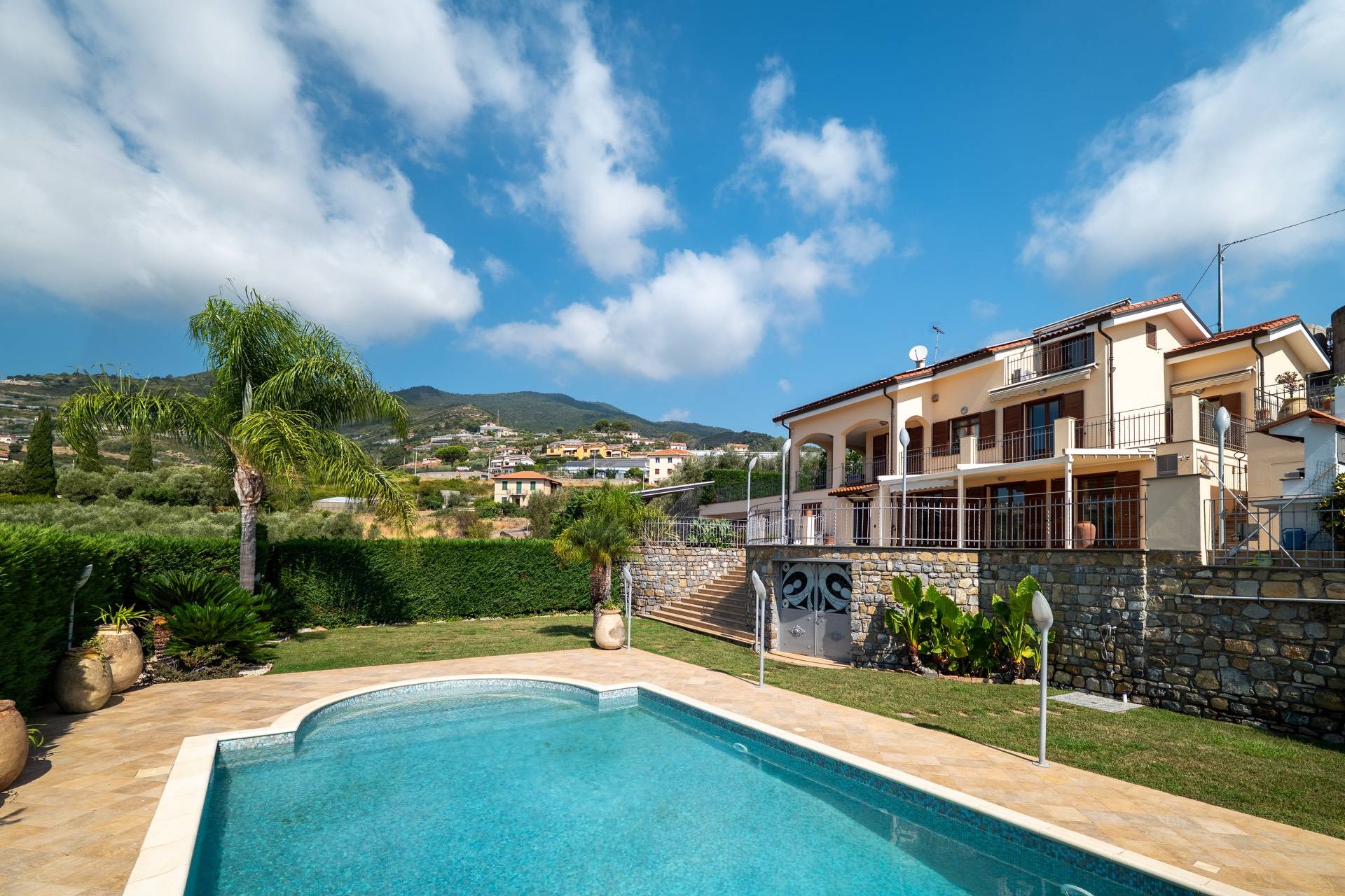 Villa in vendita a Sanremo