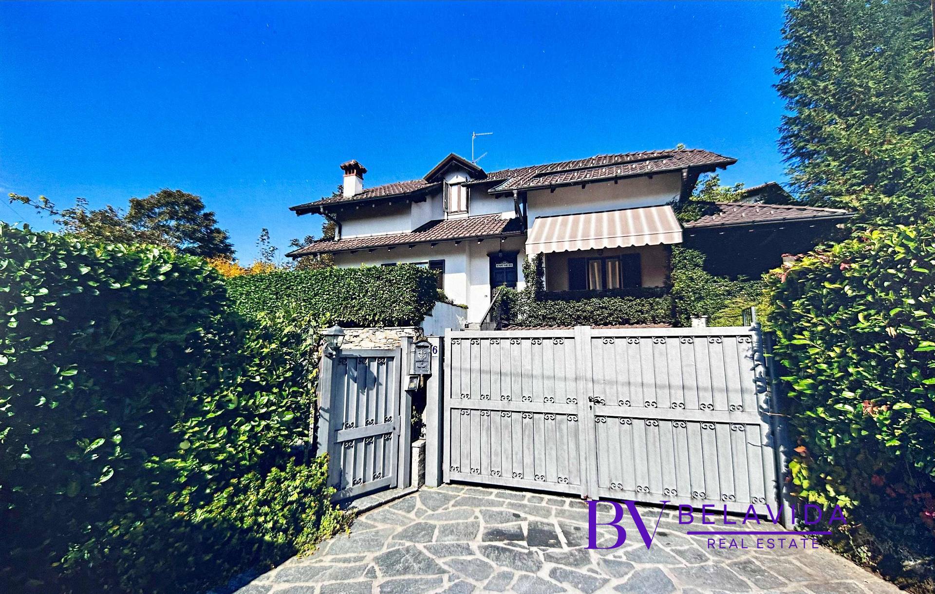 Villa in vendita a Gignese, Vezzo