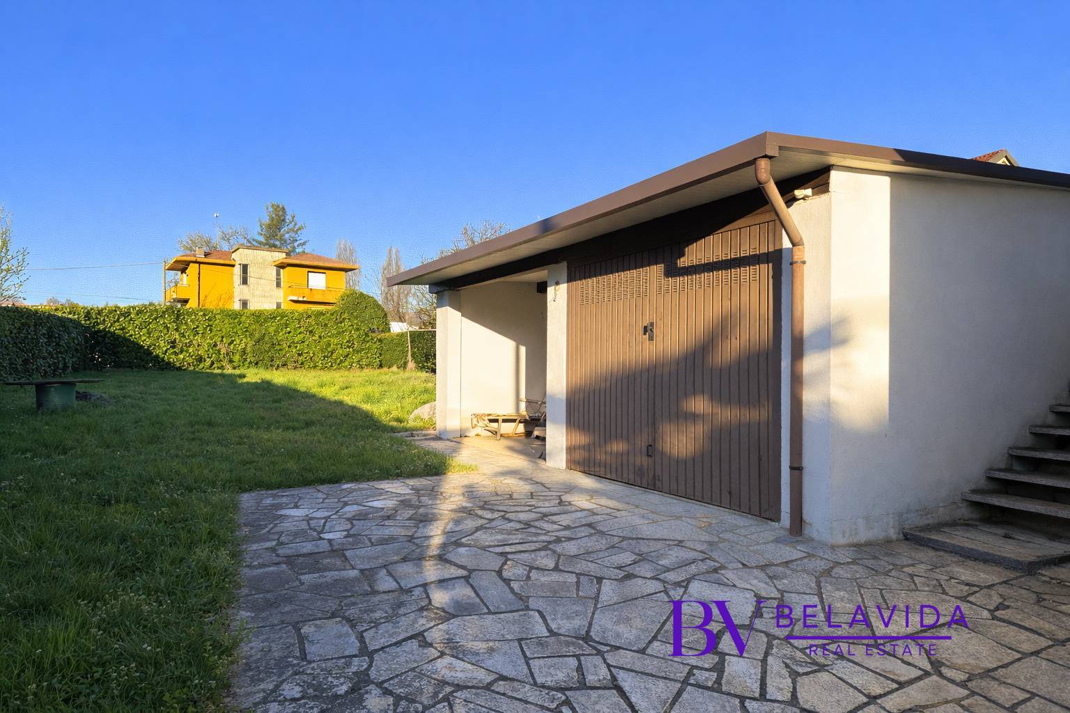 Villa in vendita a Borgomanero