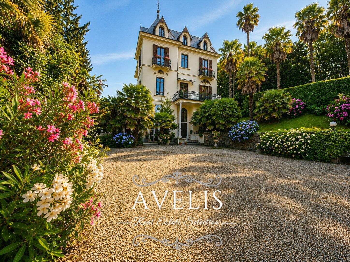 Villa in vendita a Luino