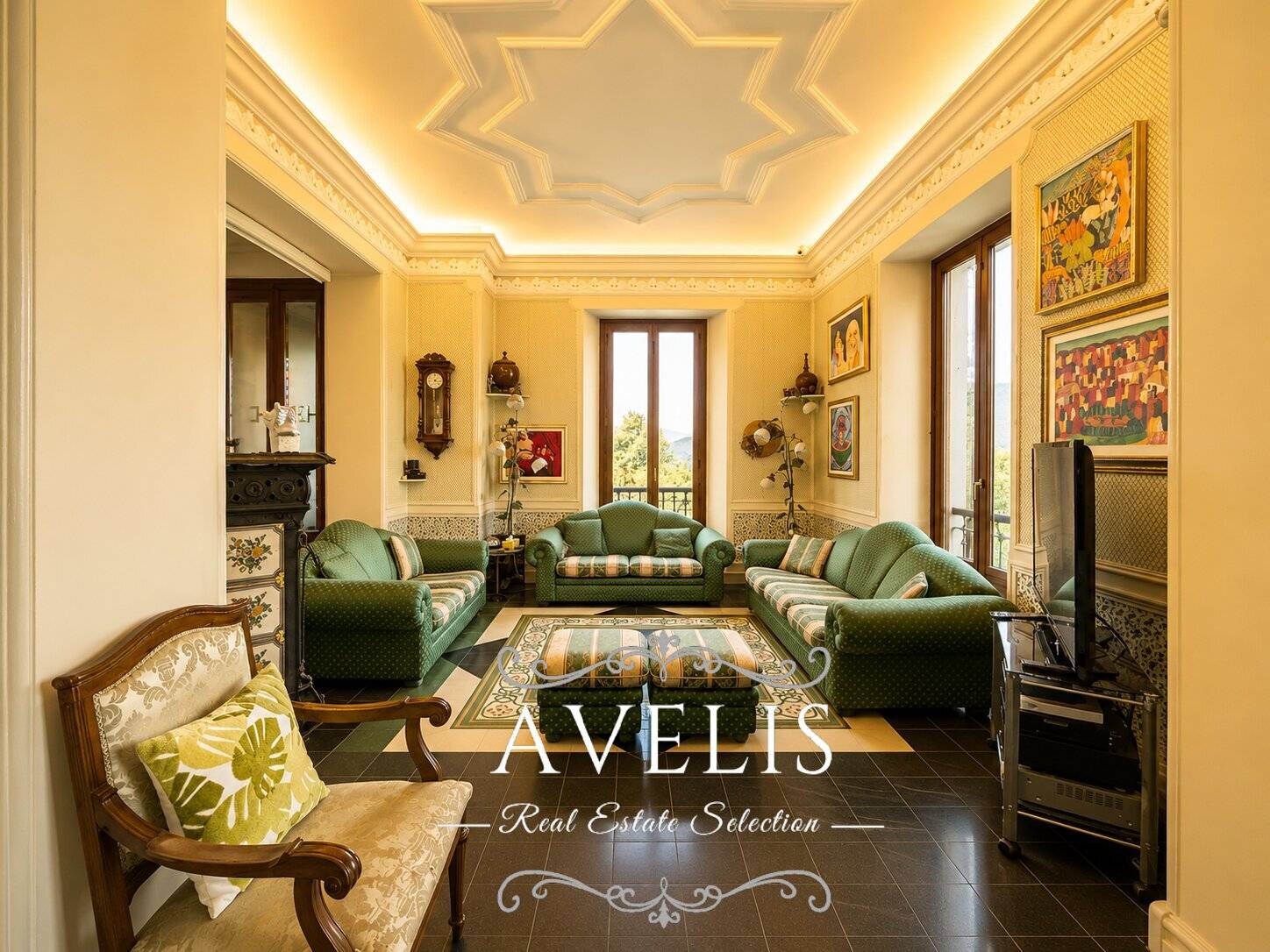 Villa in vendita a Luino